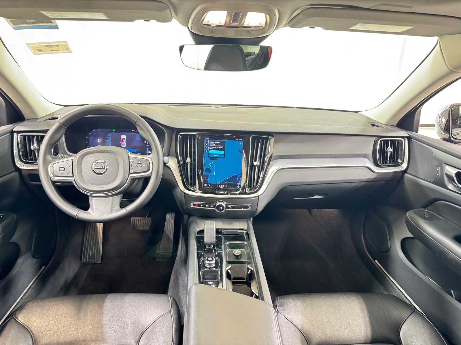 Thumbnail: 2024 Volvo S60 - 3