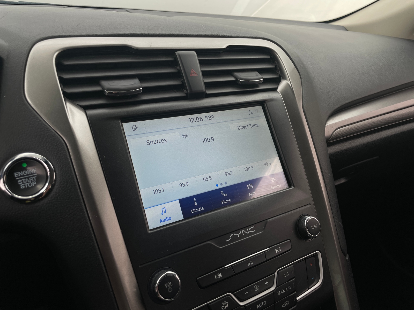 Thumbnail: 2020 Ford Fusion - 4