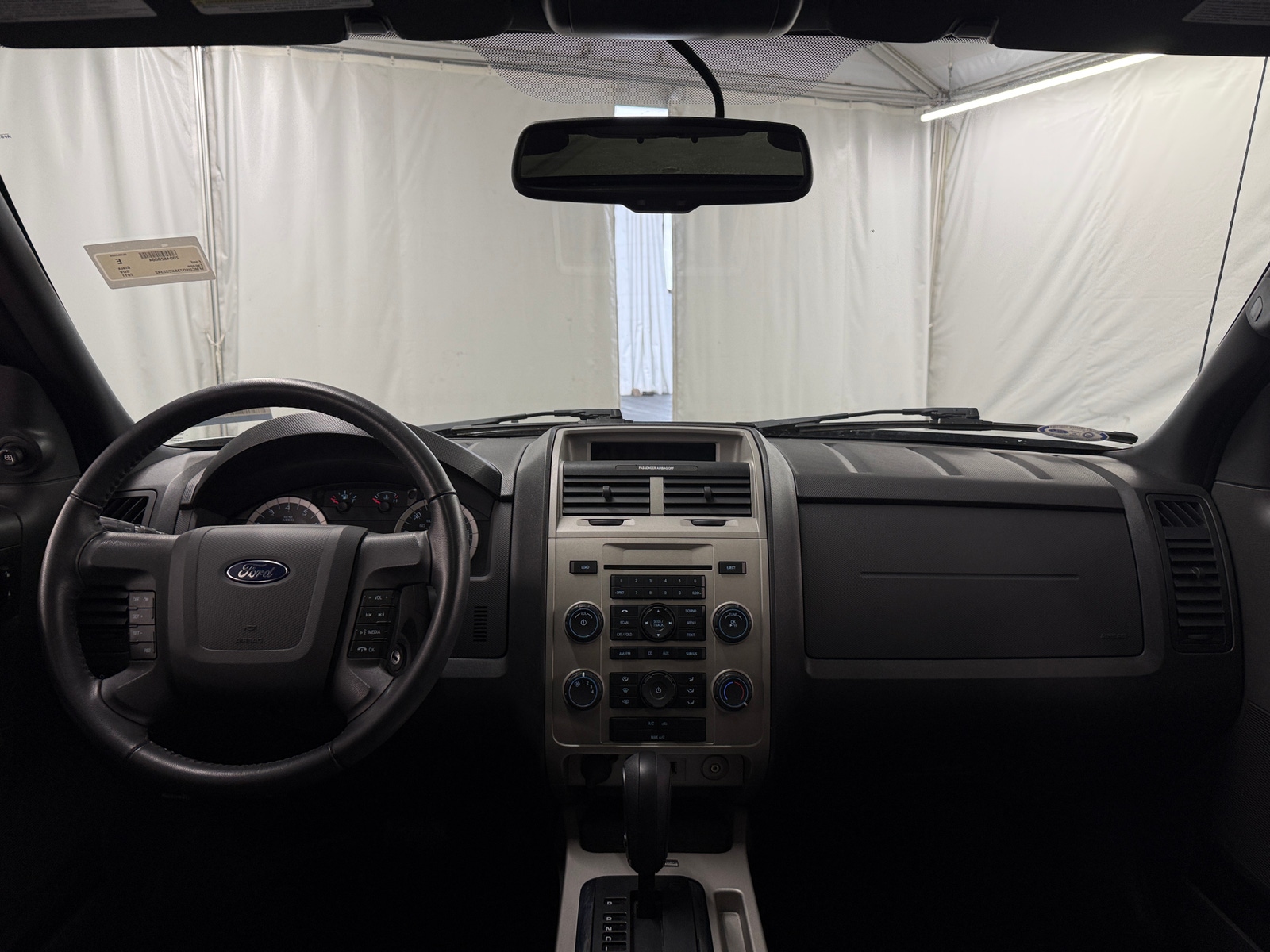 Thumbnail: 2011 Ford Escape - 3