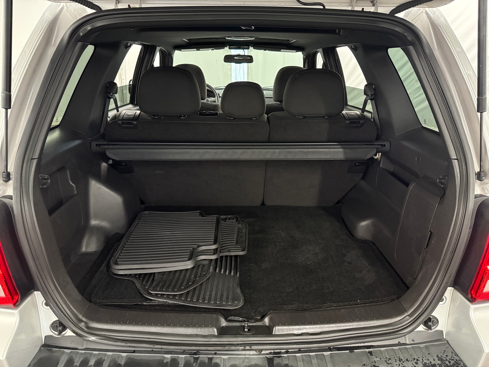 Thumbnail: 2011 Ford Escape - 7