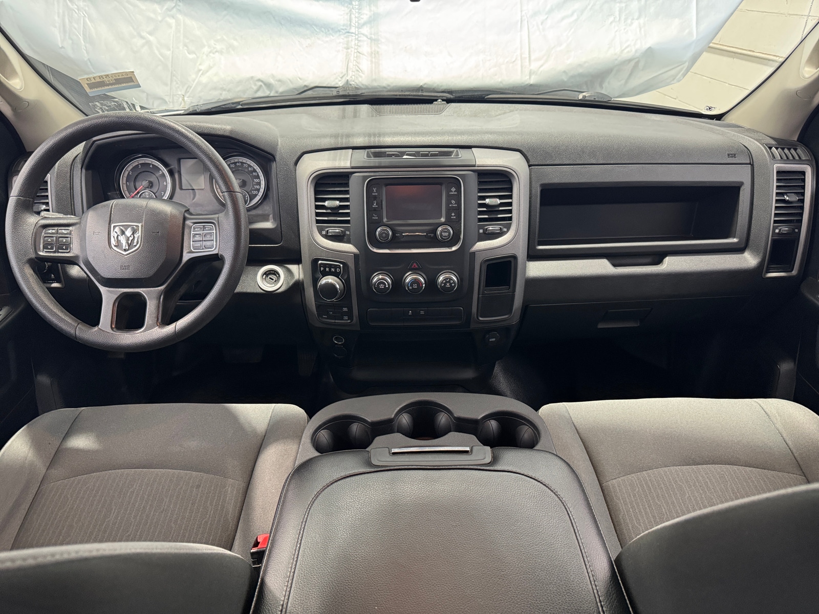 Thumbnail: 2021 RAM 1500 Classic - 3
