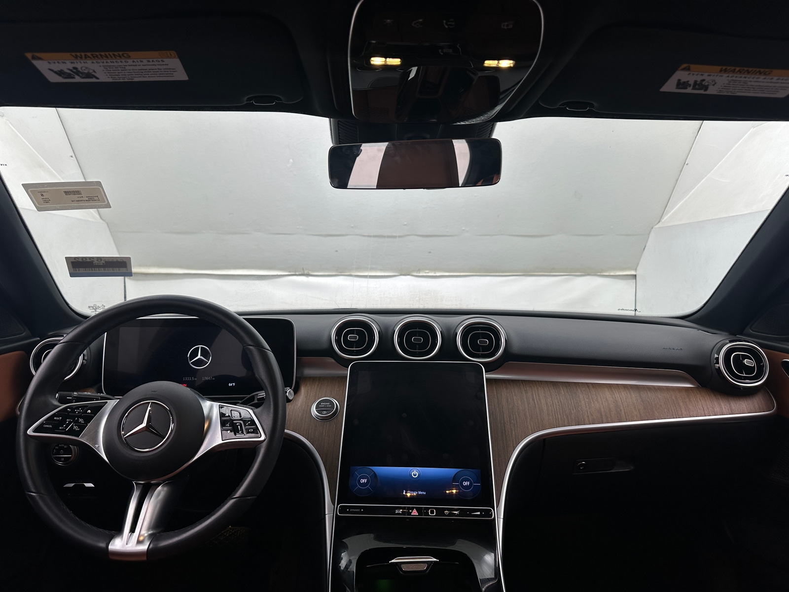 Thumbnail: 2023 Mercedes-Benz C-Class - 2