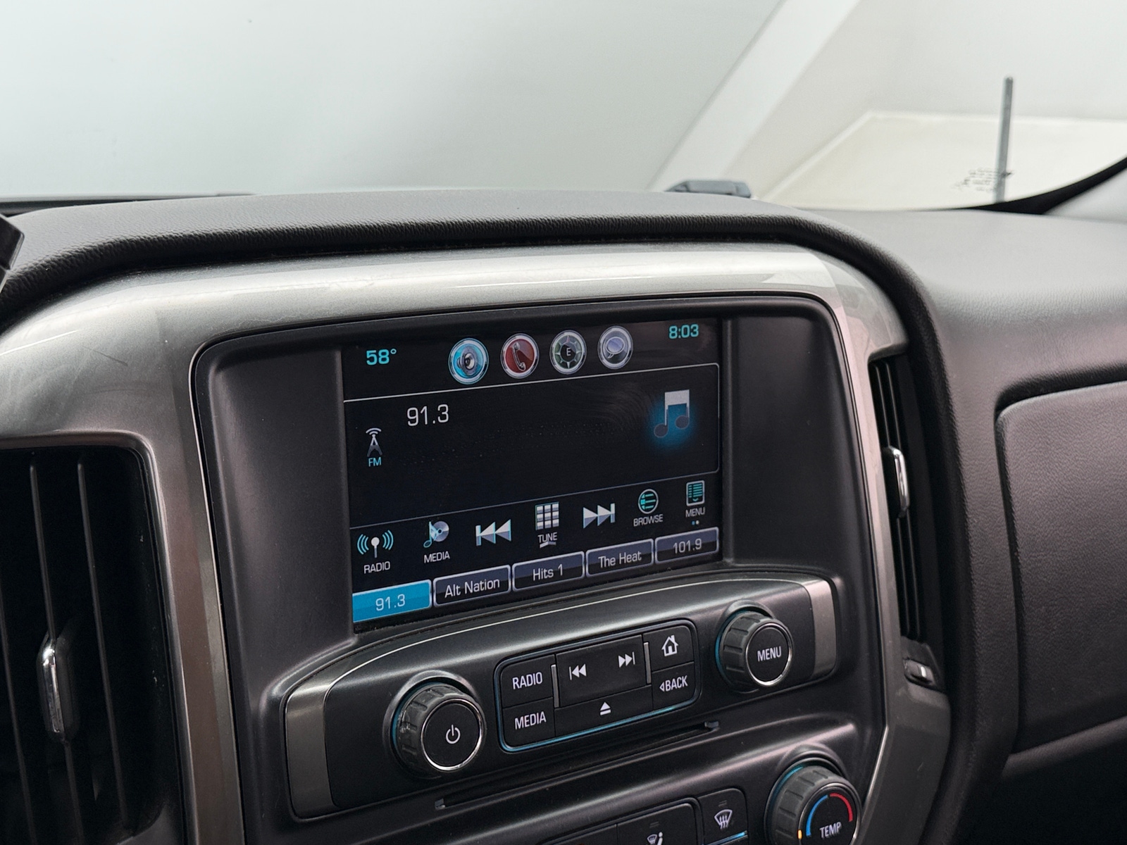 Thumbnail: 2018 Chevrolet Silverado 1500 - 4