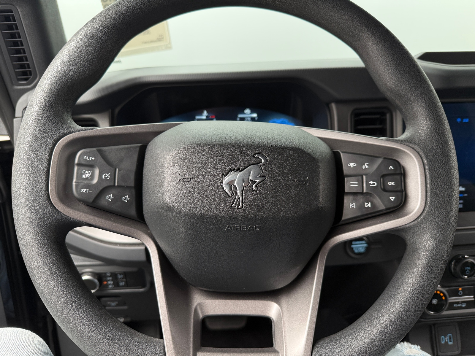 Thumbnail: 2025 Ford Bronco - 5