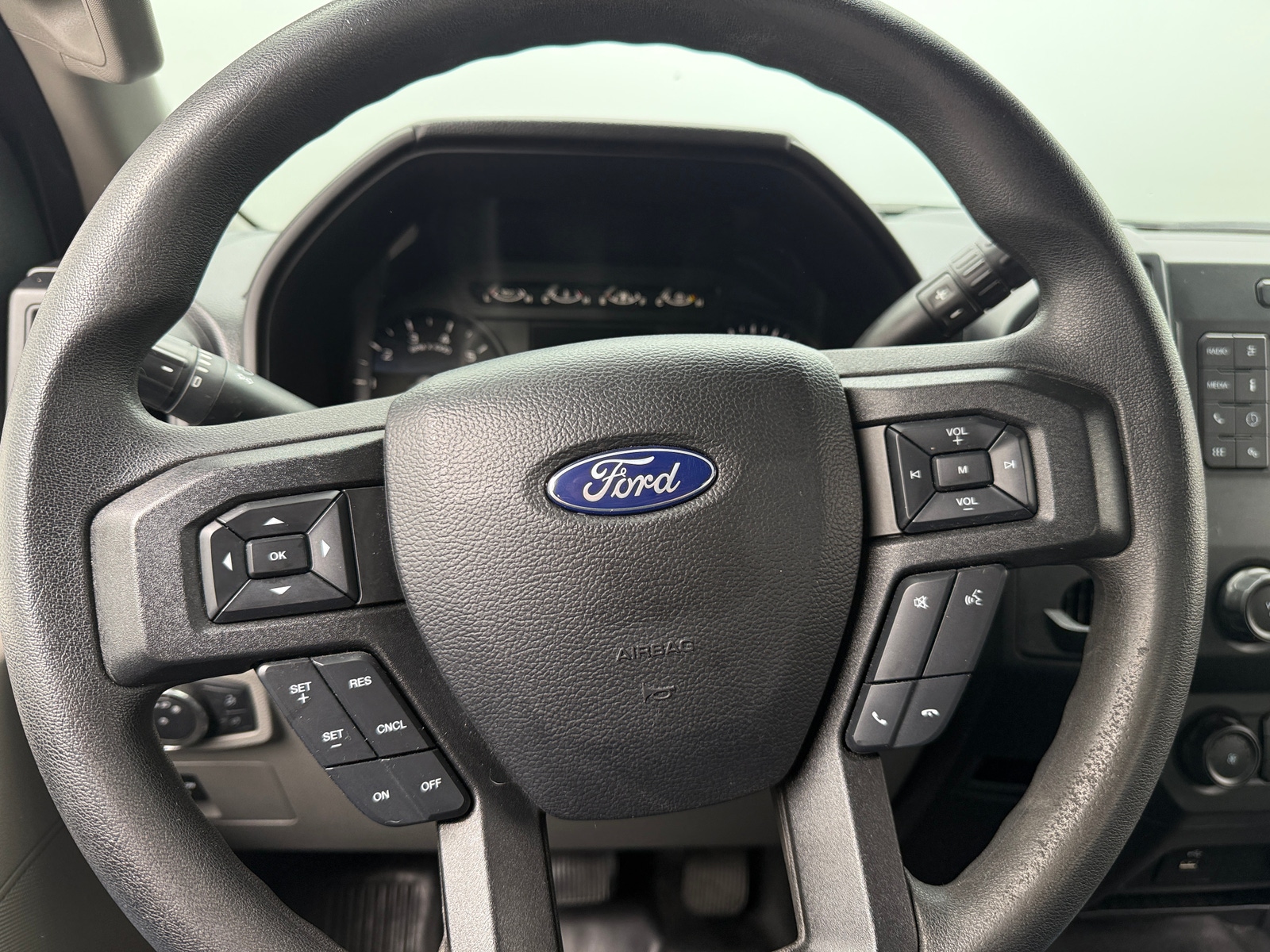 Thumbnail: 2020 Ford Econoline - 5