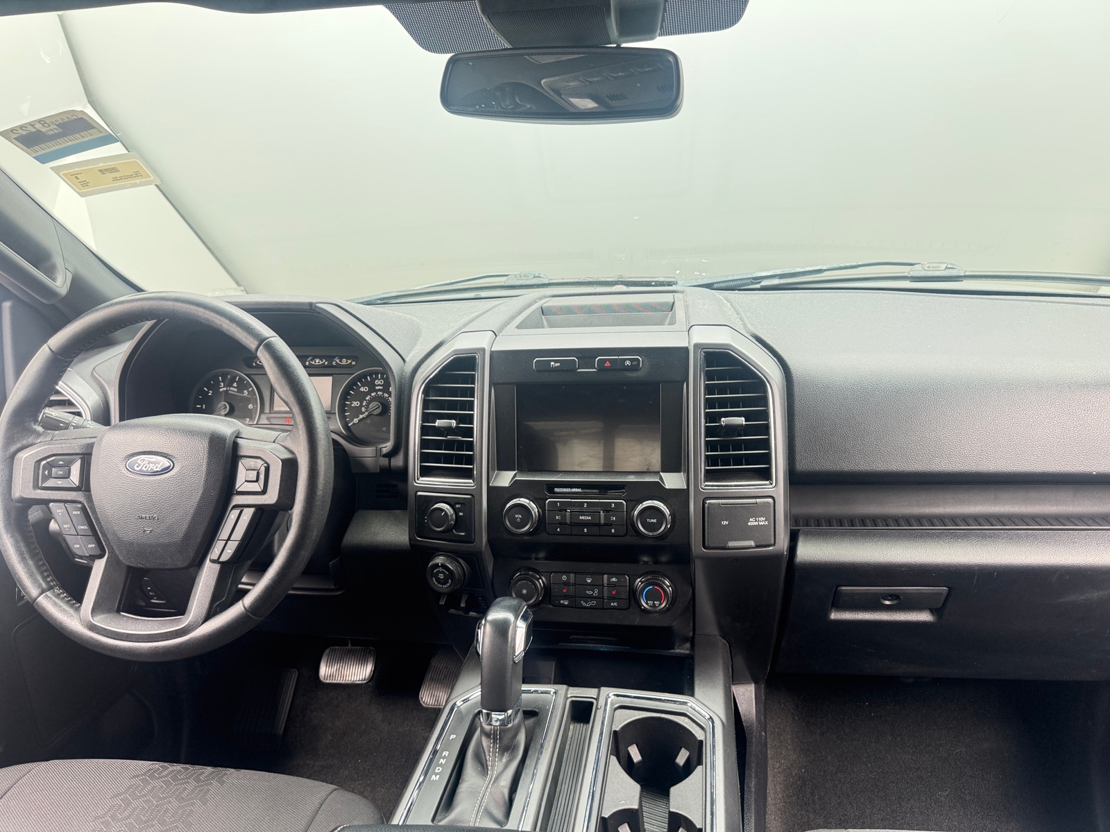 Thumbnail: 2019 Ford Econoline - 3