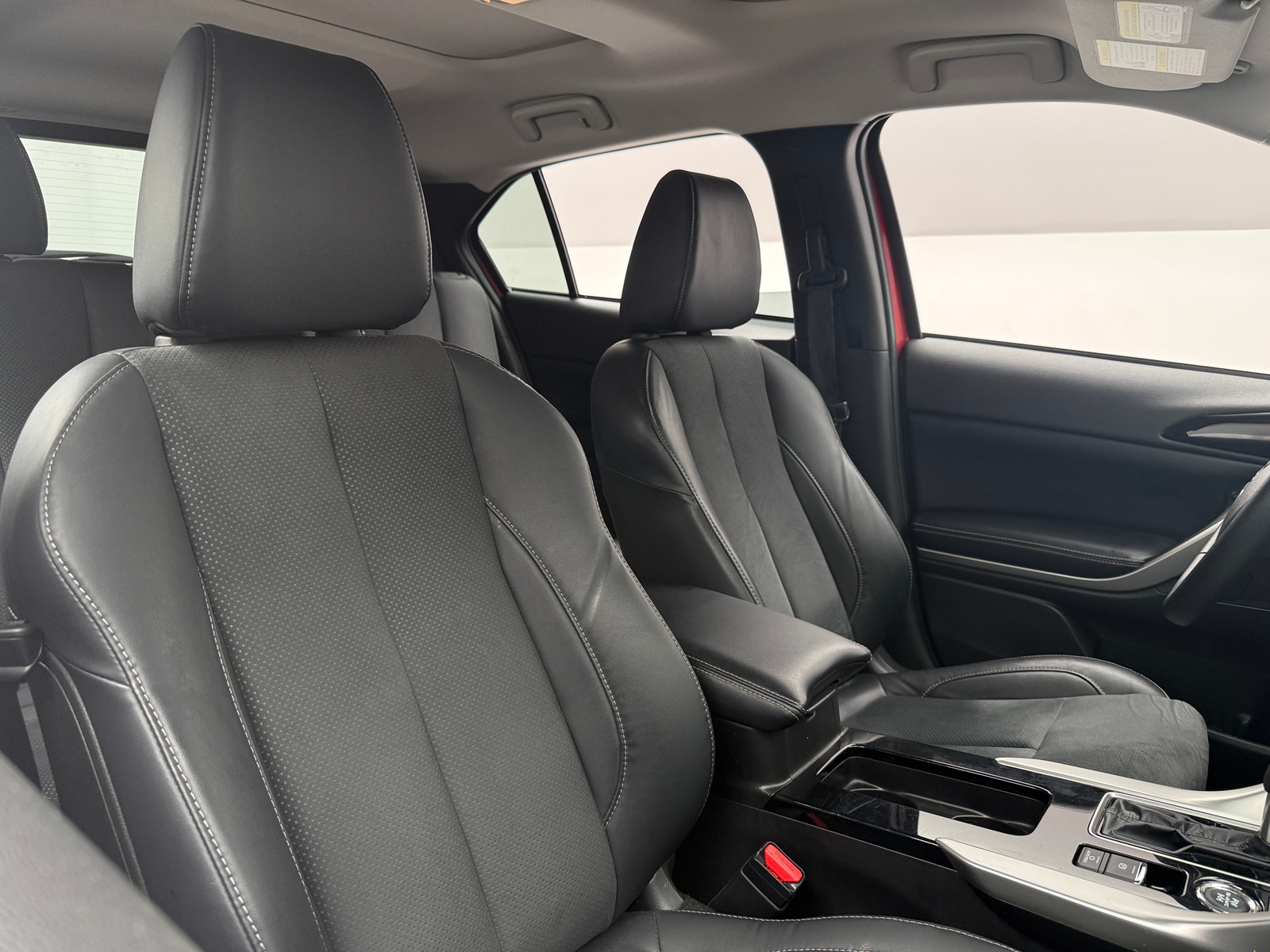 Thumbnail: 2023 Mitsubishi Eclipse Cross - 2