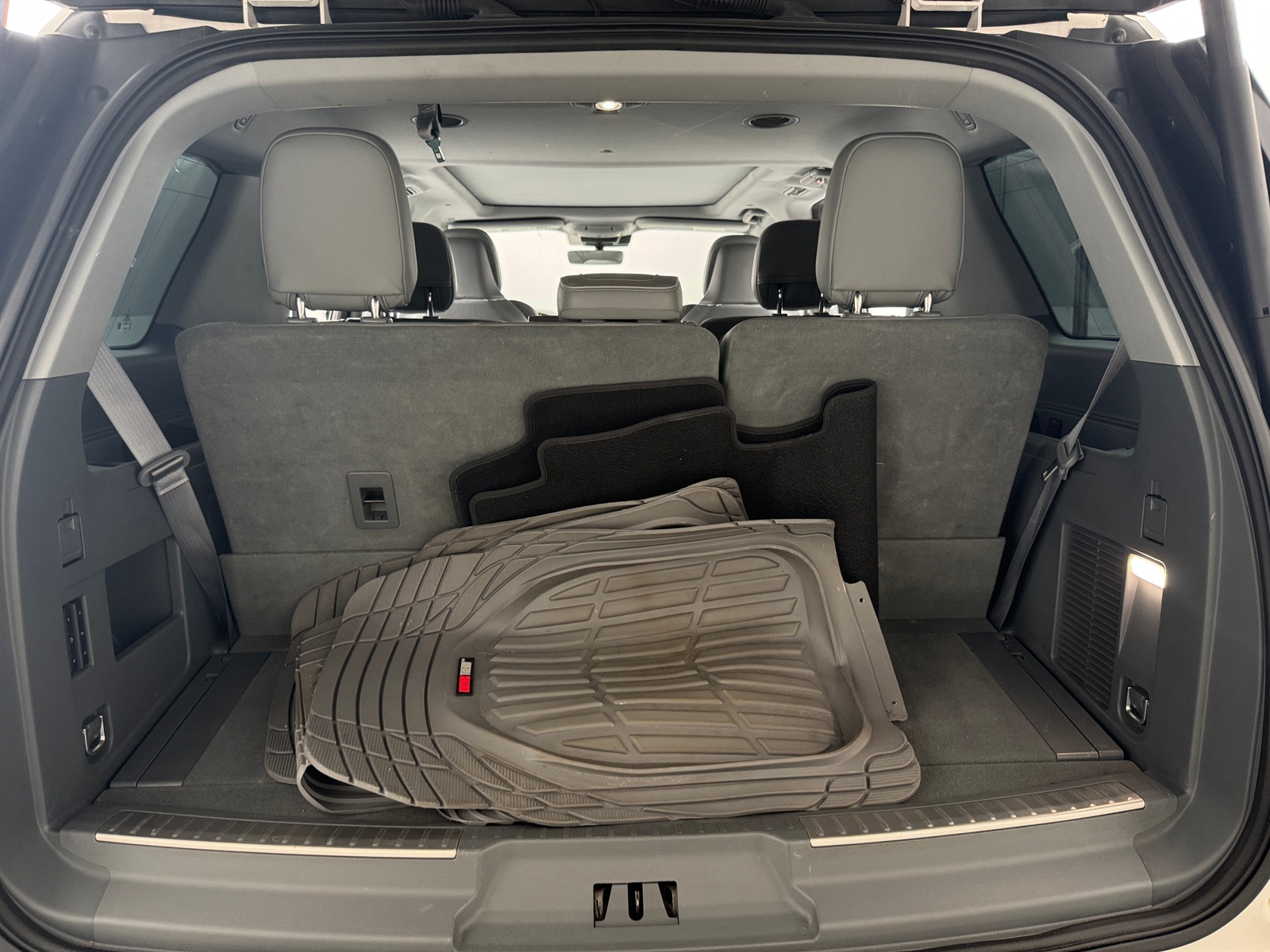 Thumbnail: 2018 Lincoln Navigator - 6