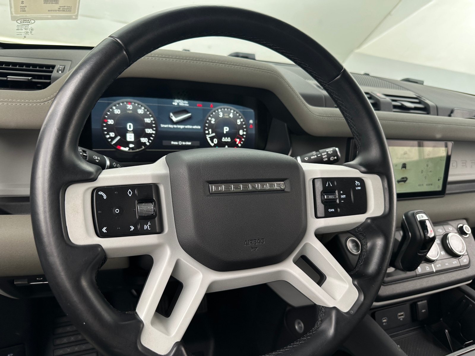 Thumbnail: 2023 Land Rover Defender - 3