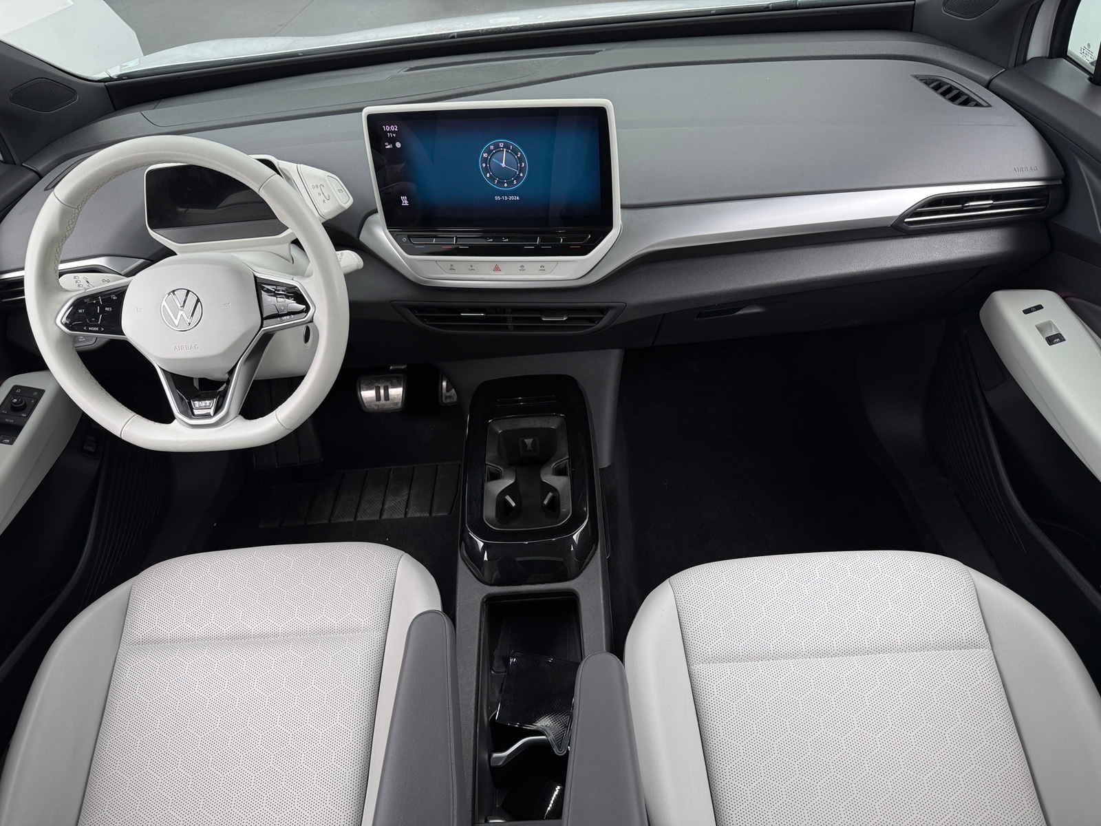 Thumbnail: 2021 Volkswagen ID.4 - 2