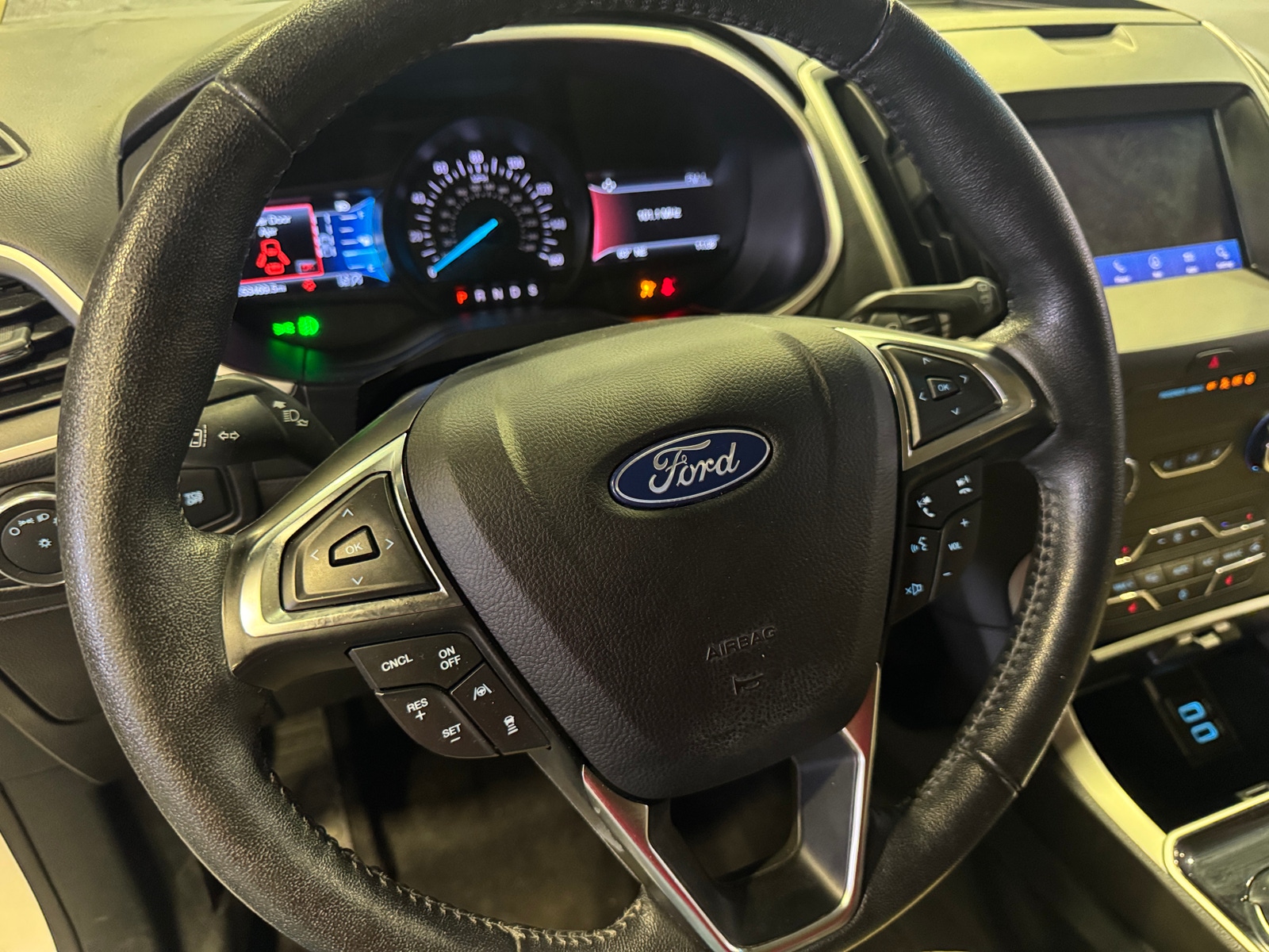 Thumbnail: 2020 Ford Edge - 4