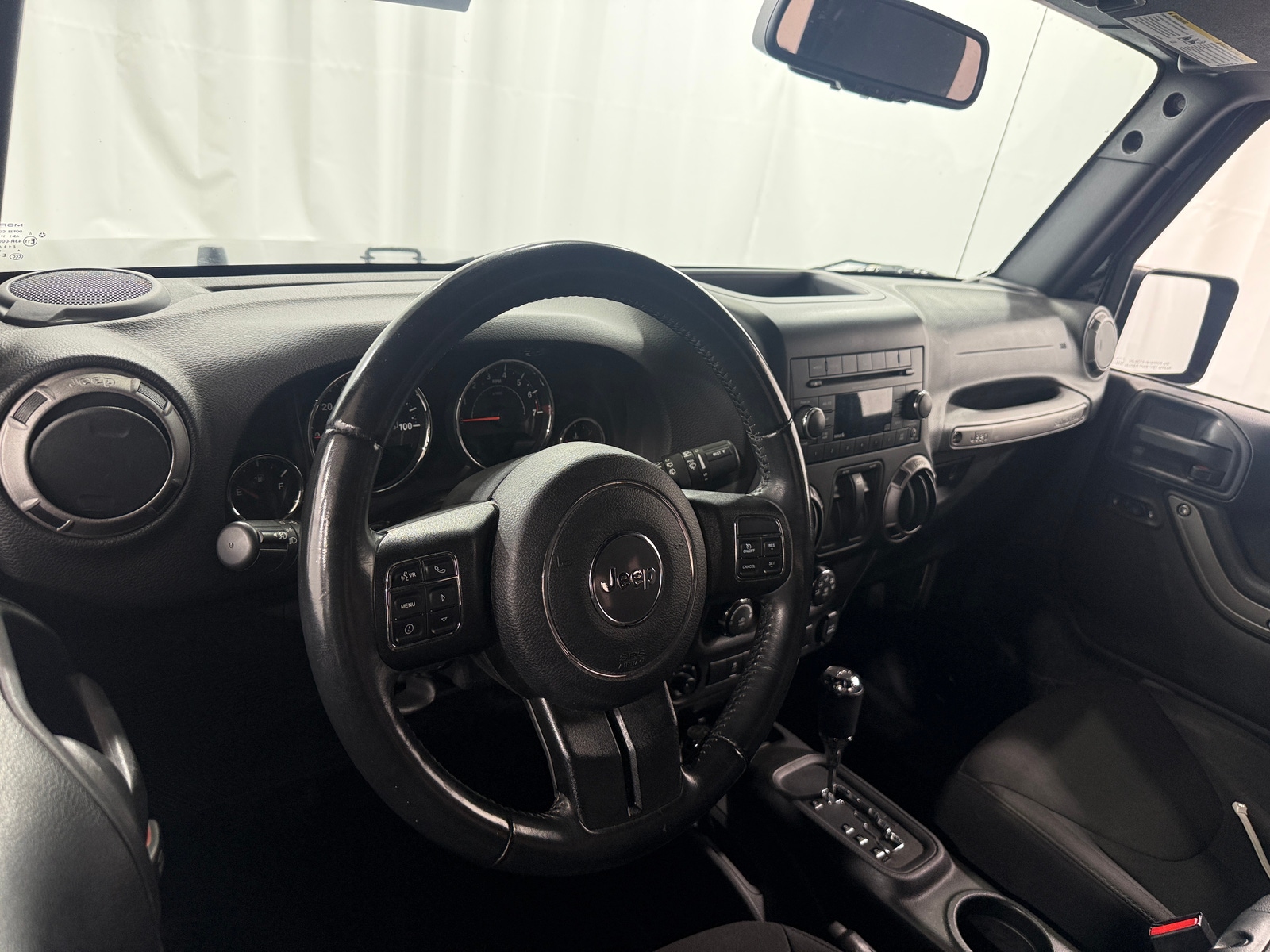 Thumbnail: 2016 Jeep Wrangler - 3