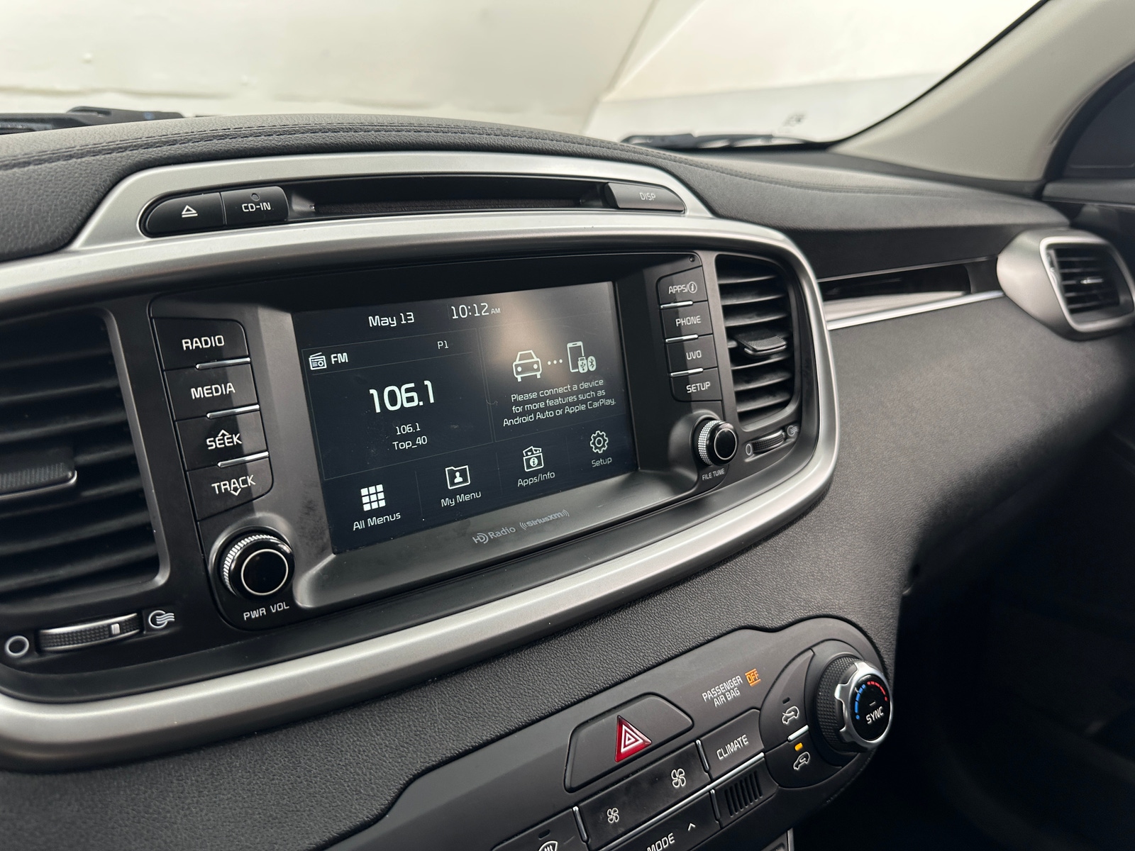 Thumbnail: 2018 Kia Sorento - 4