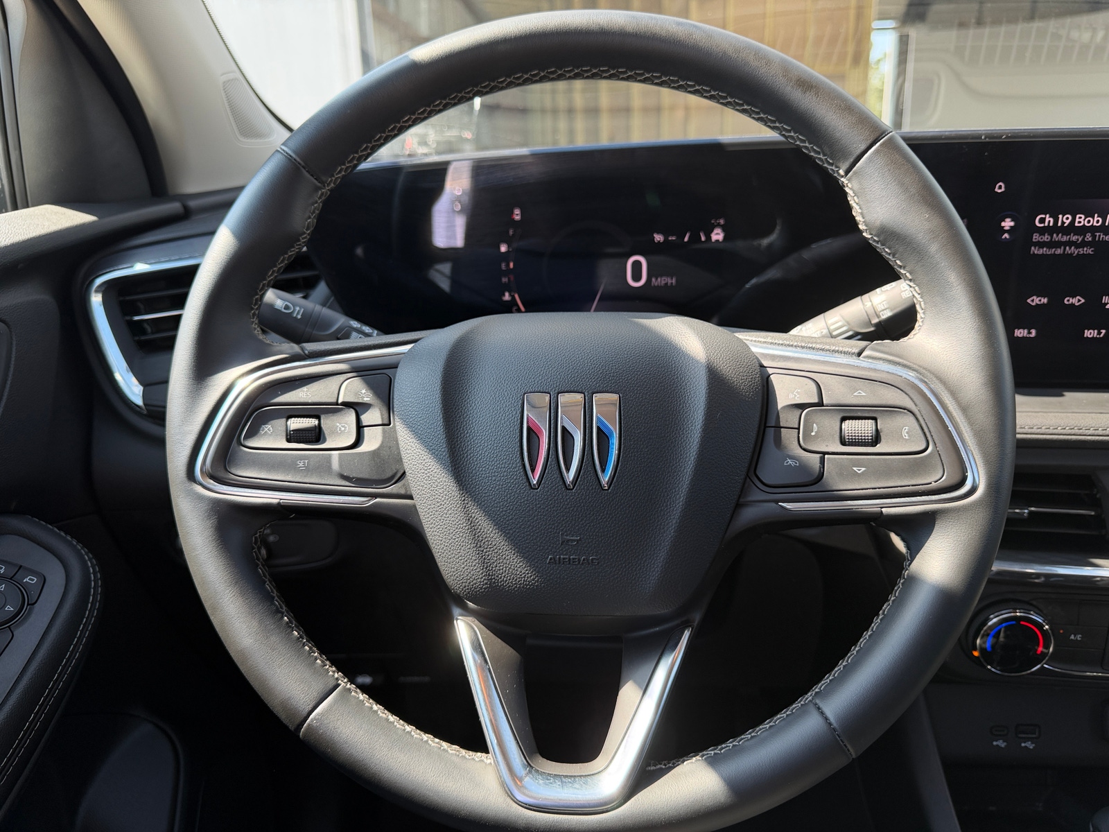 Thumbnail: 2025 Buick Encore GX - 4