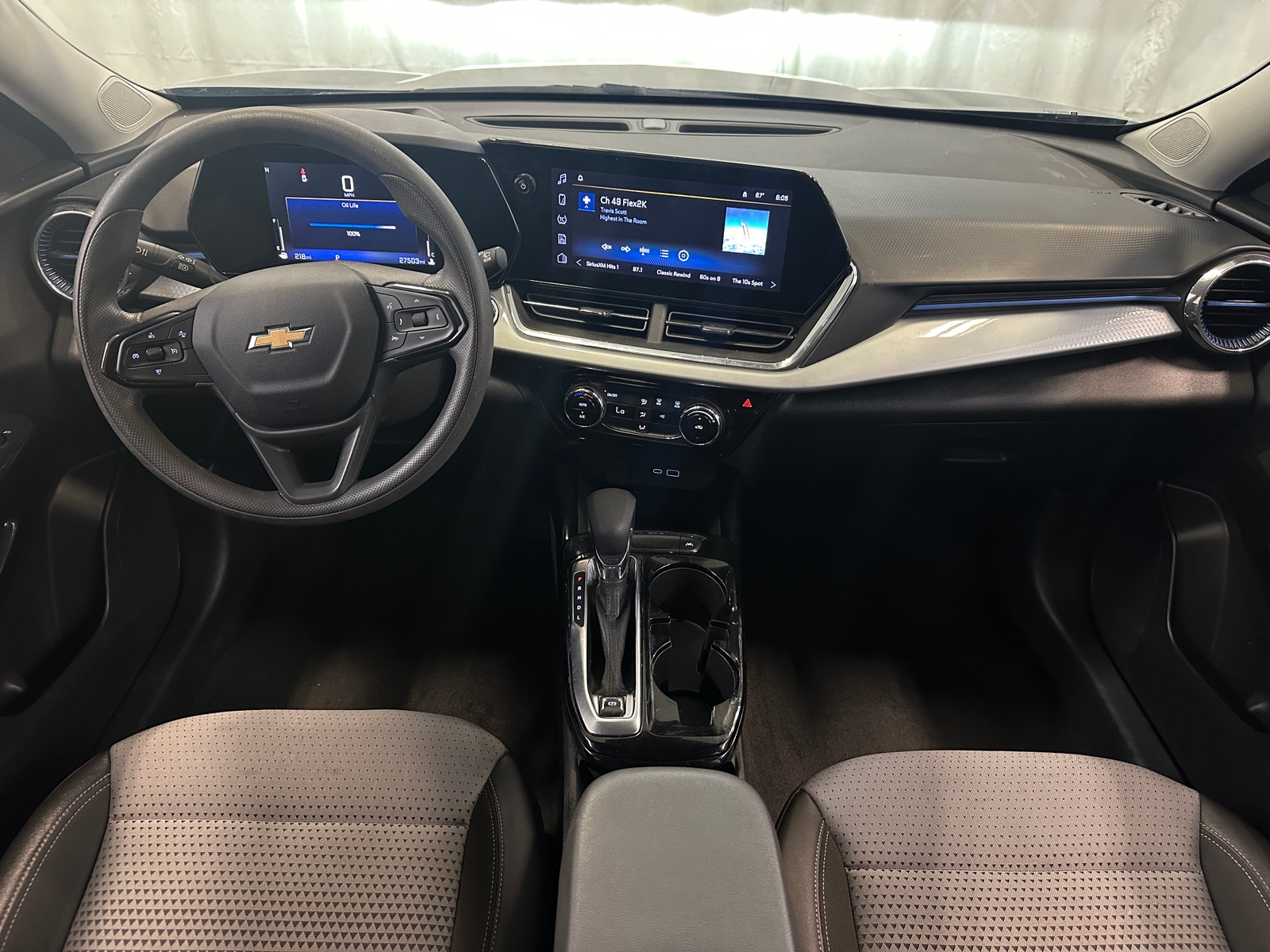 Thumbnail: 2025 Chevrolet Trax - 3
