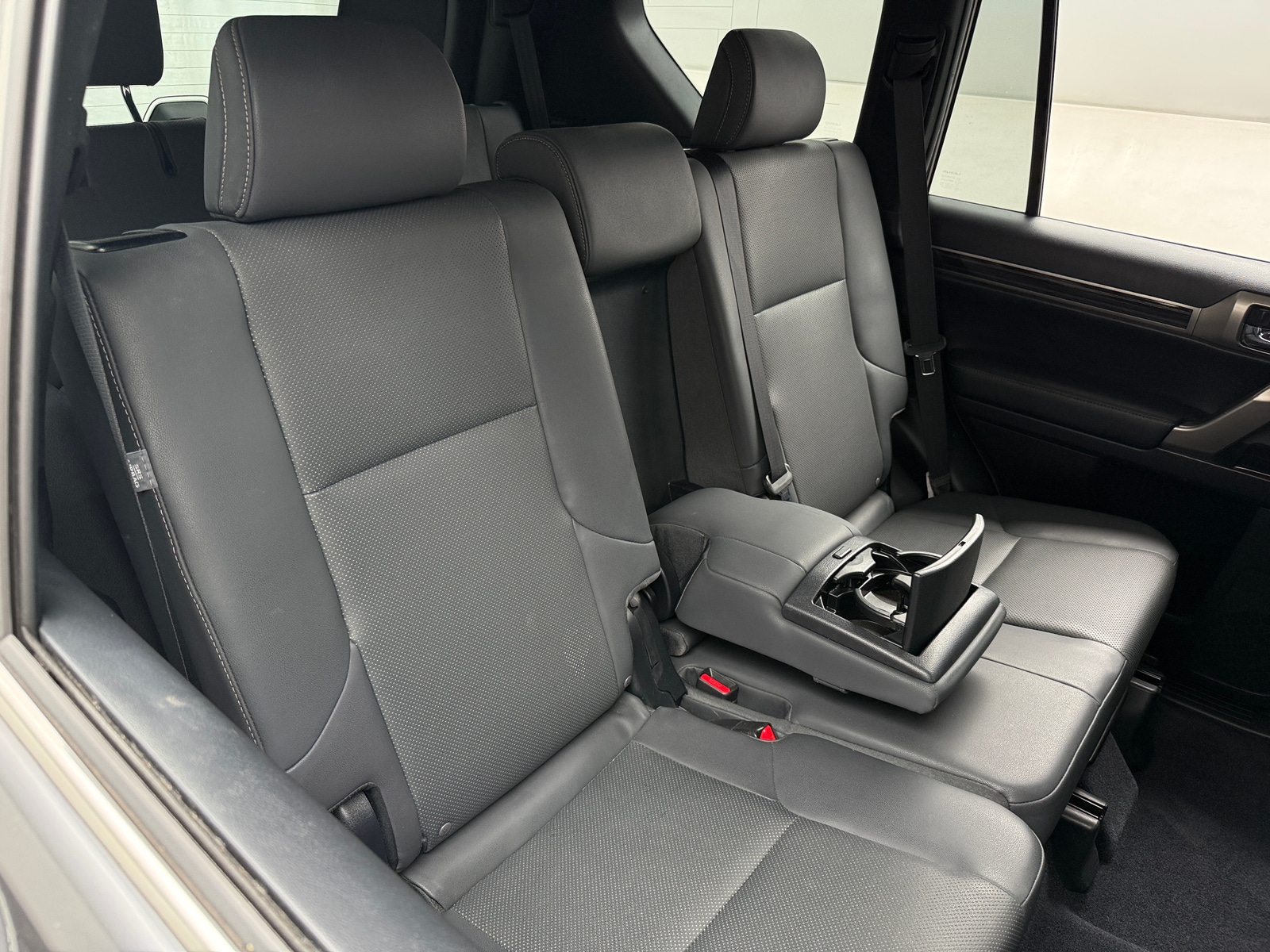 Thumbnail: 2020 Lexus GX - 6