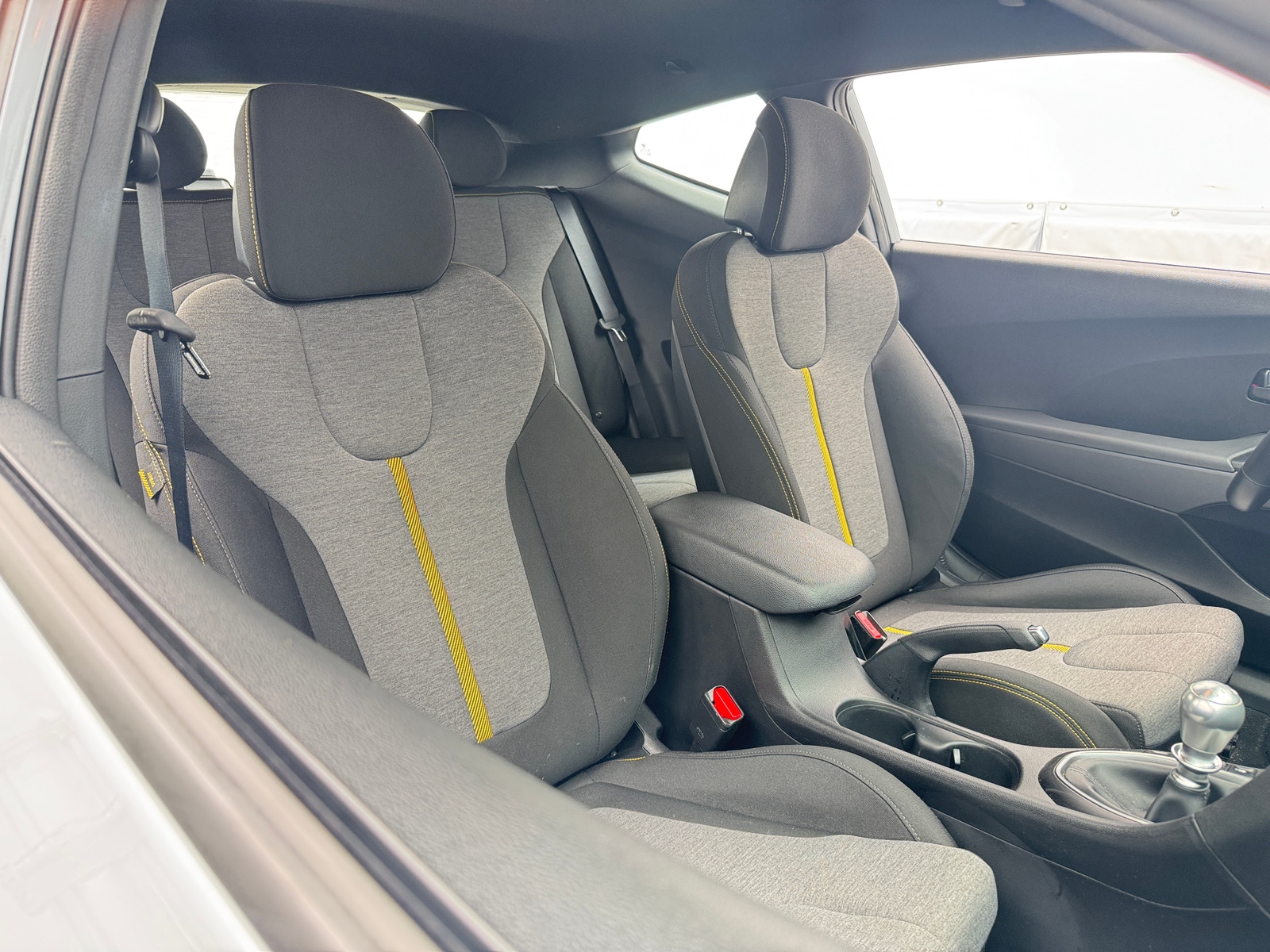Thumbnail: 2019 Hyundai Veloster - 6