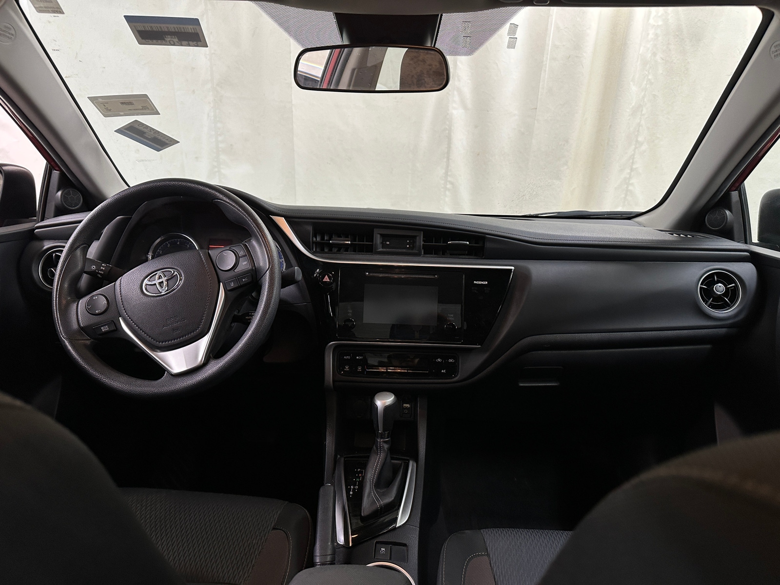 Thumbnail: 2017 Toyota Corolla - 3