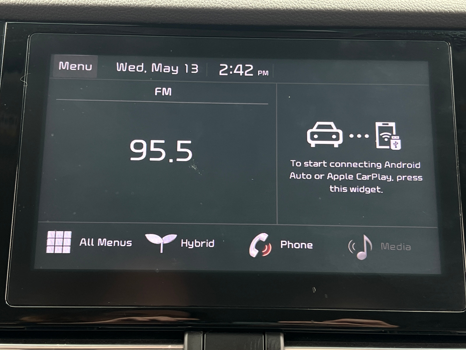 Thumbnail: 2022 Kia Niro - 4