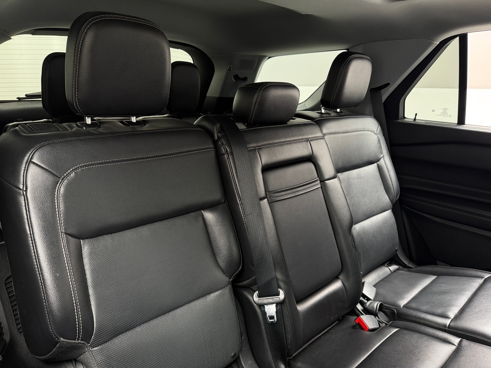 Thumbnail: 2021 Ford Explorer - 5