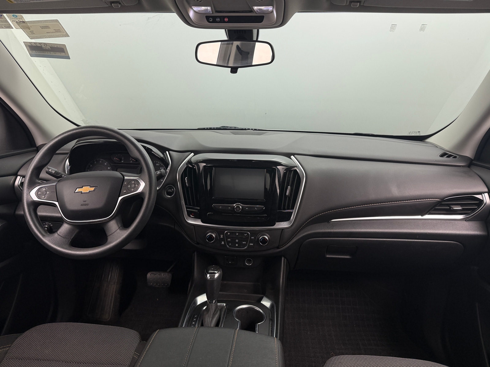 Thumbnail: 2019 Chevrolet Traverse - 3