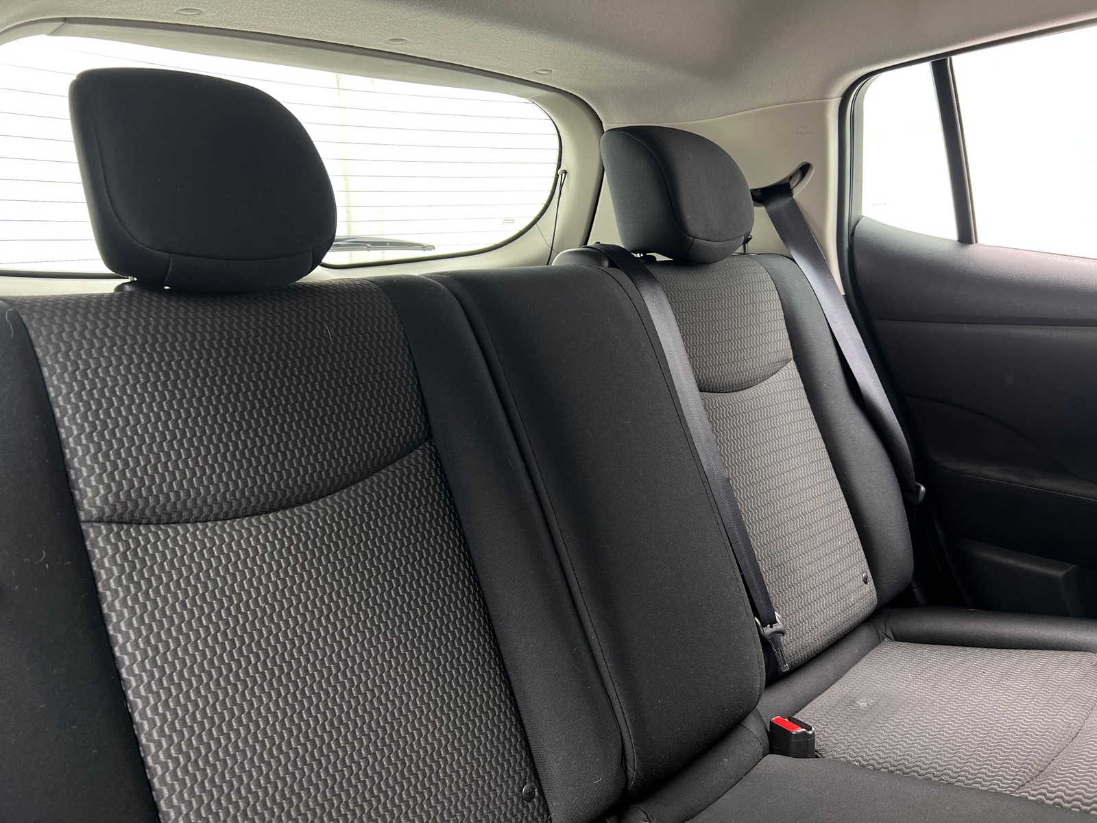 Thumbnail: 2015 Nissan Leaf - 6