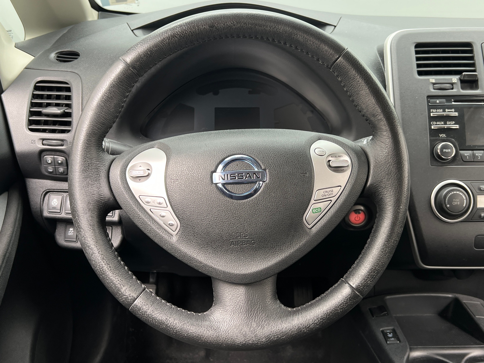 Thumbnail: 2015 Nissan Leaf - 5