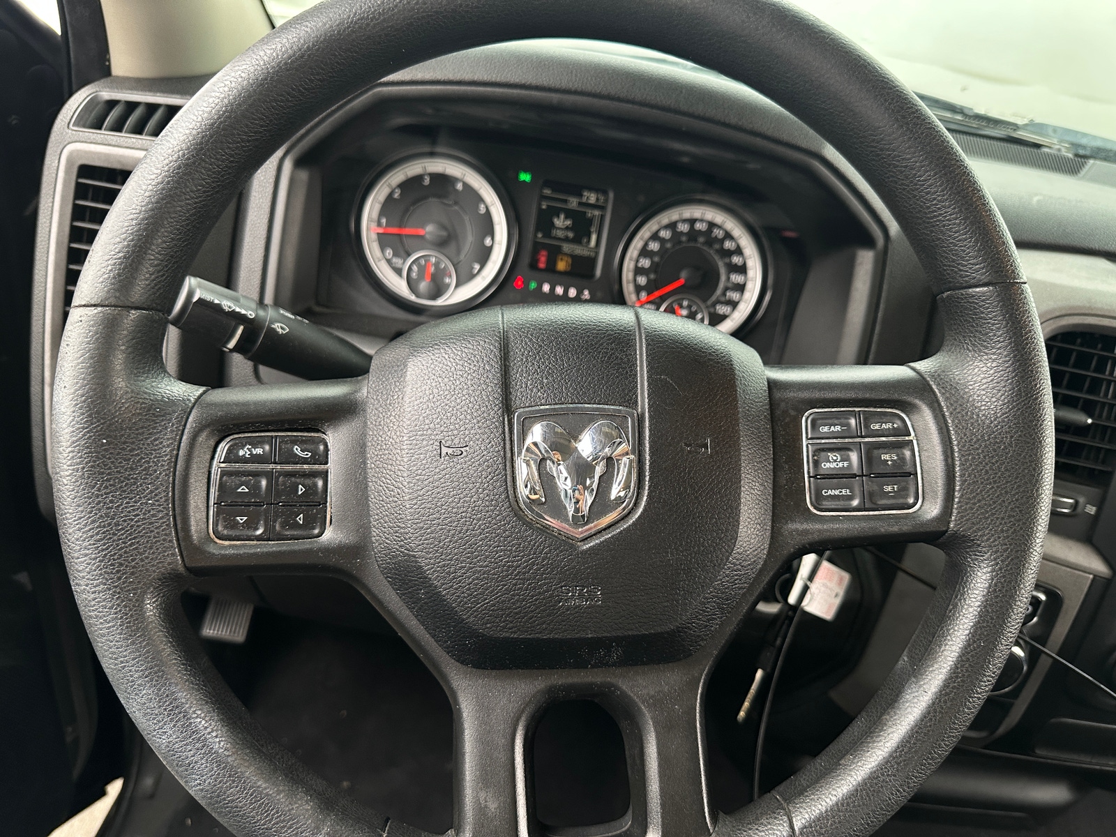 Thumbnail: 2021 RAM 1500 Classic - 4
