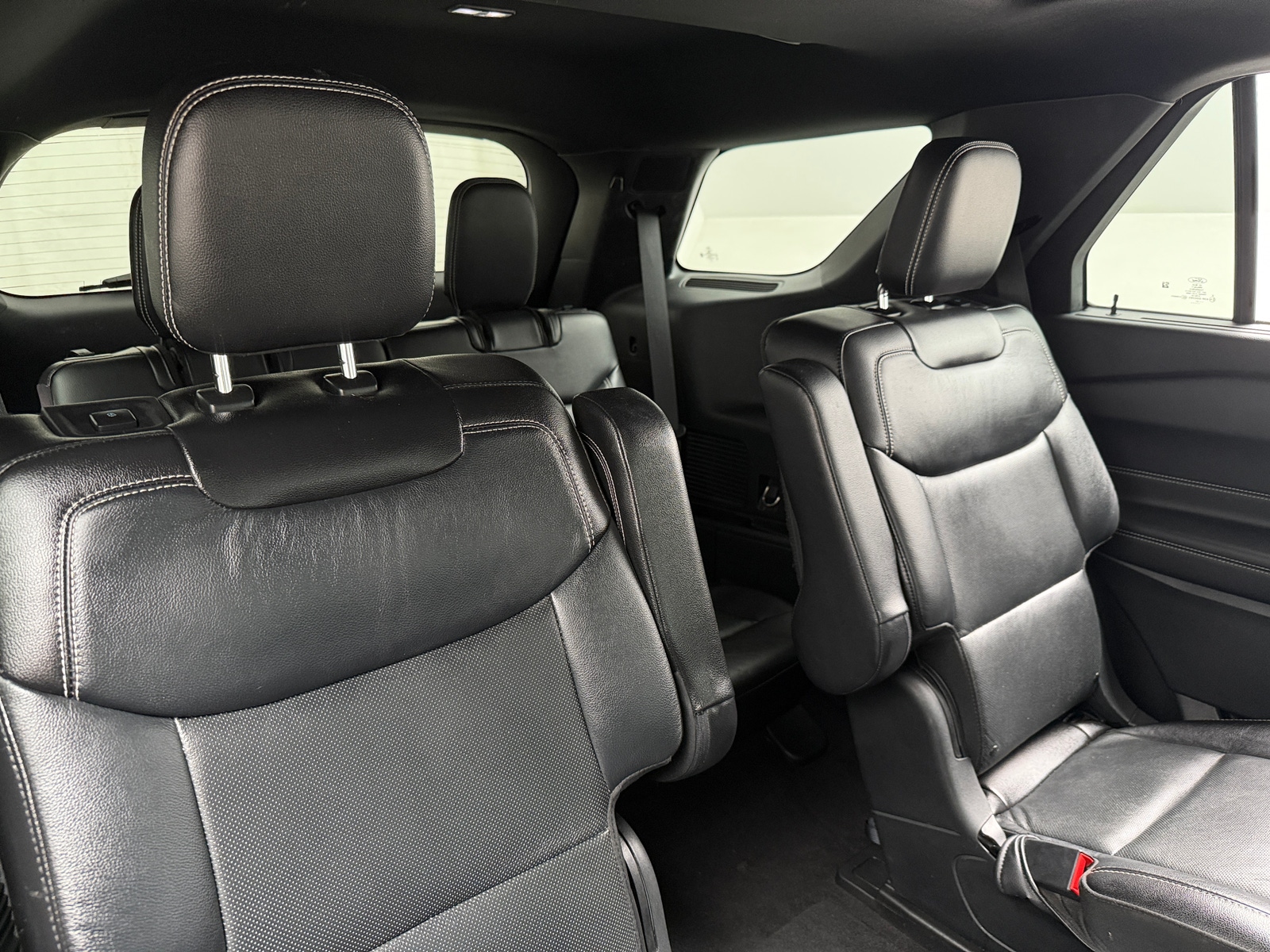 Thumbnail: 2021 Ford Explorer - 5
