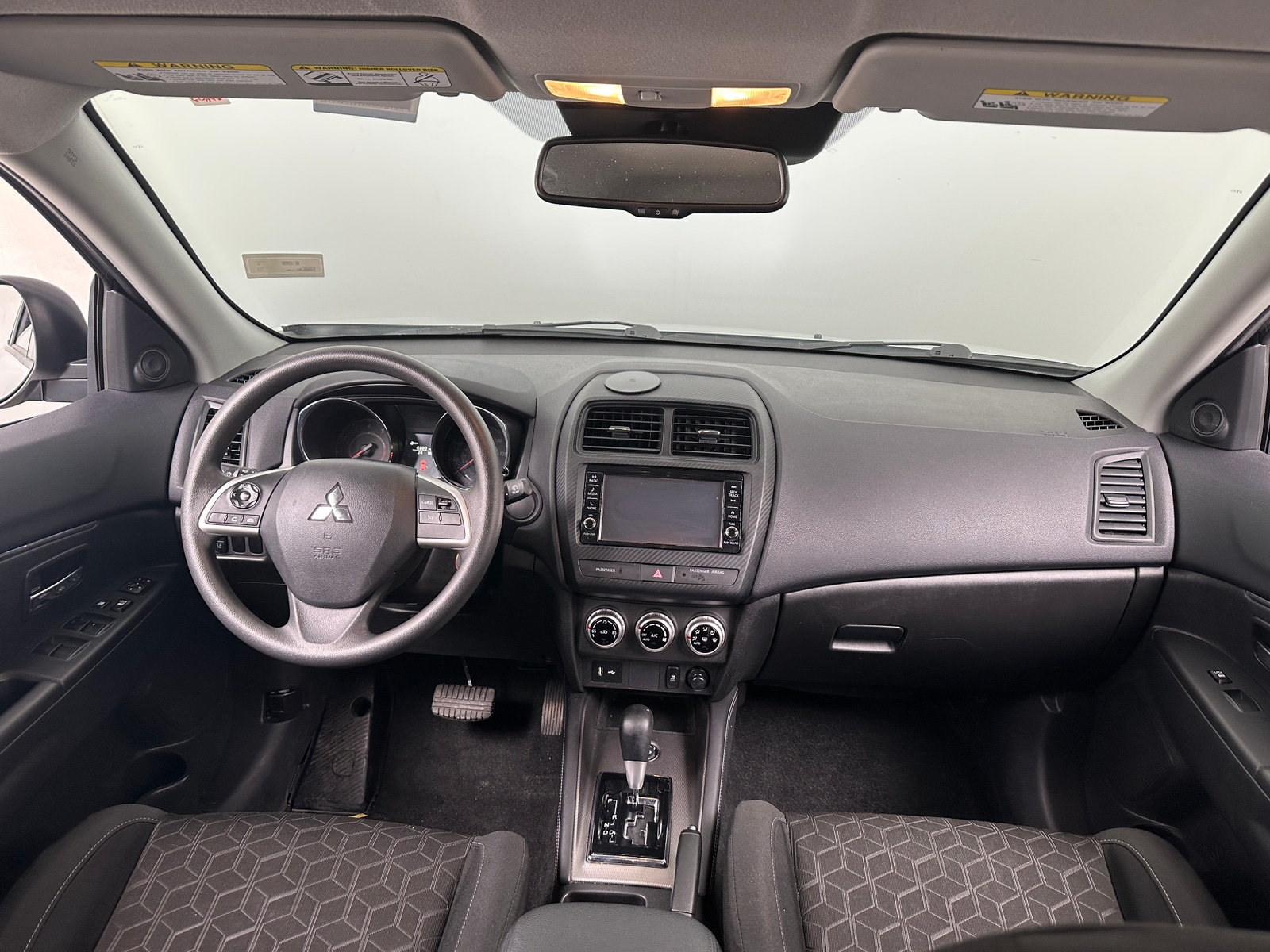 Thumbnail: 2024 Mitsubishi Outlander Sport - 3
