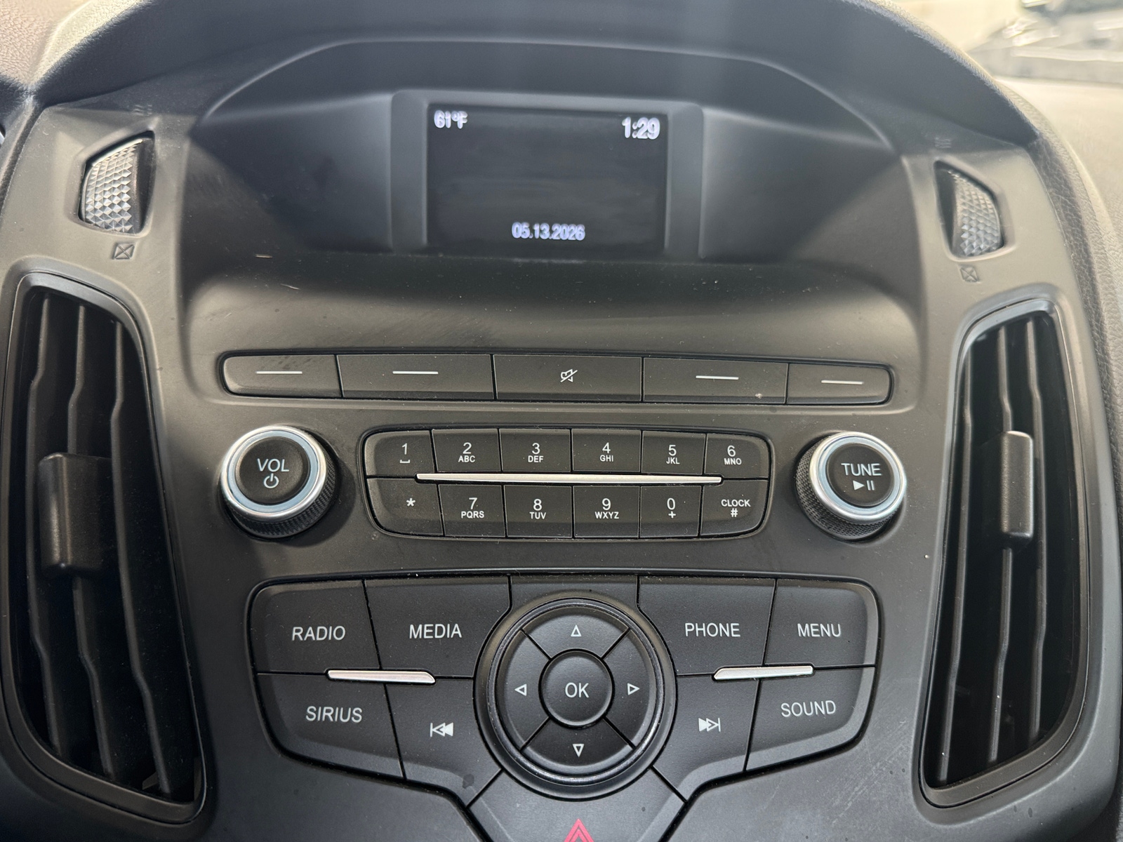 Thumbnail: 2018 Ford Focus - 4