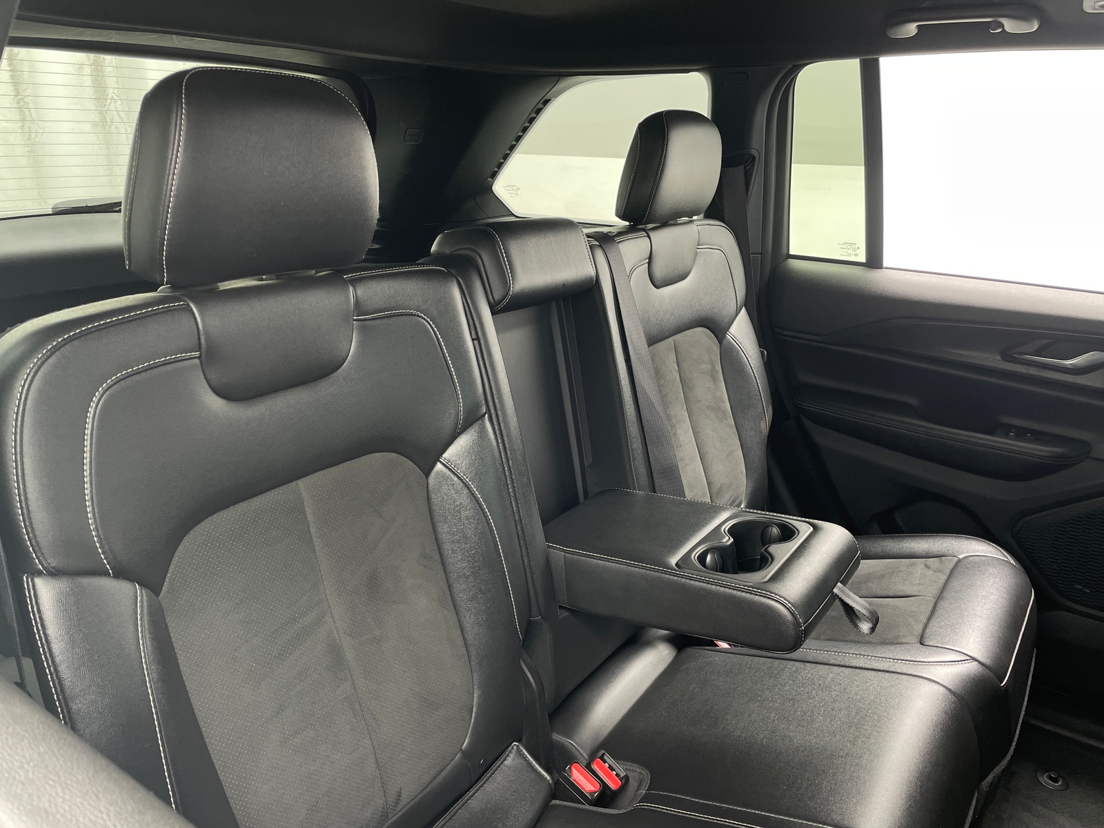 Thumbnail: 2024 Jeep Grand Cherokee - 5
