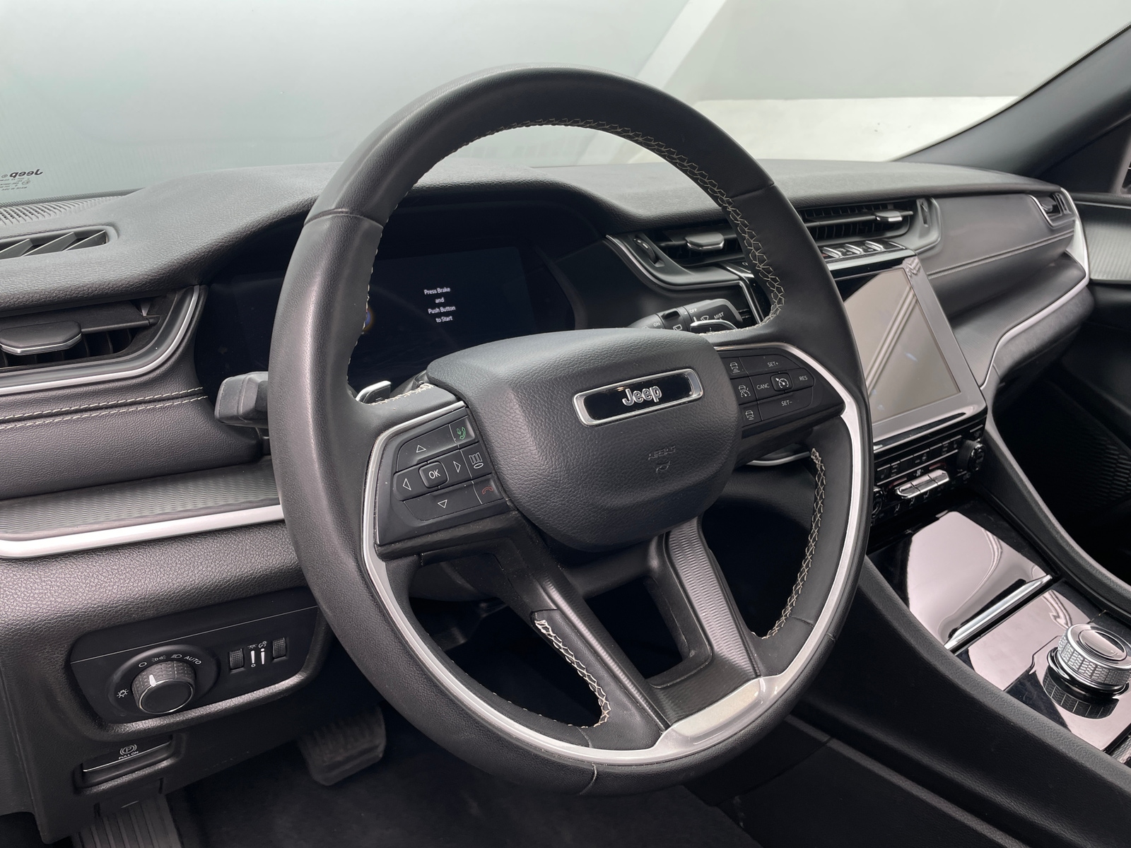 Thumbnail: 2024 Jeep Grand Cherokee - 4
