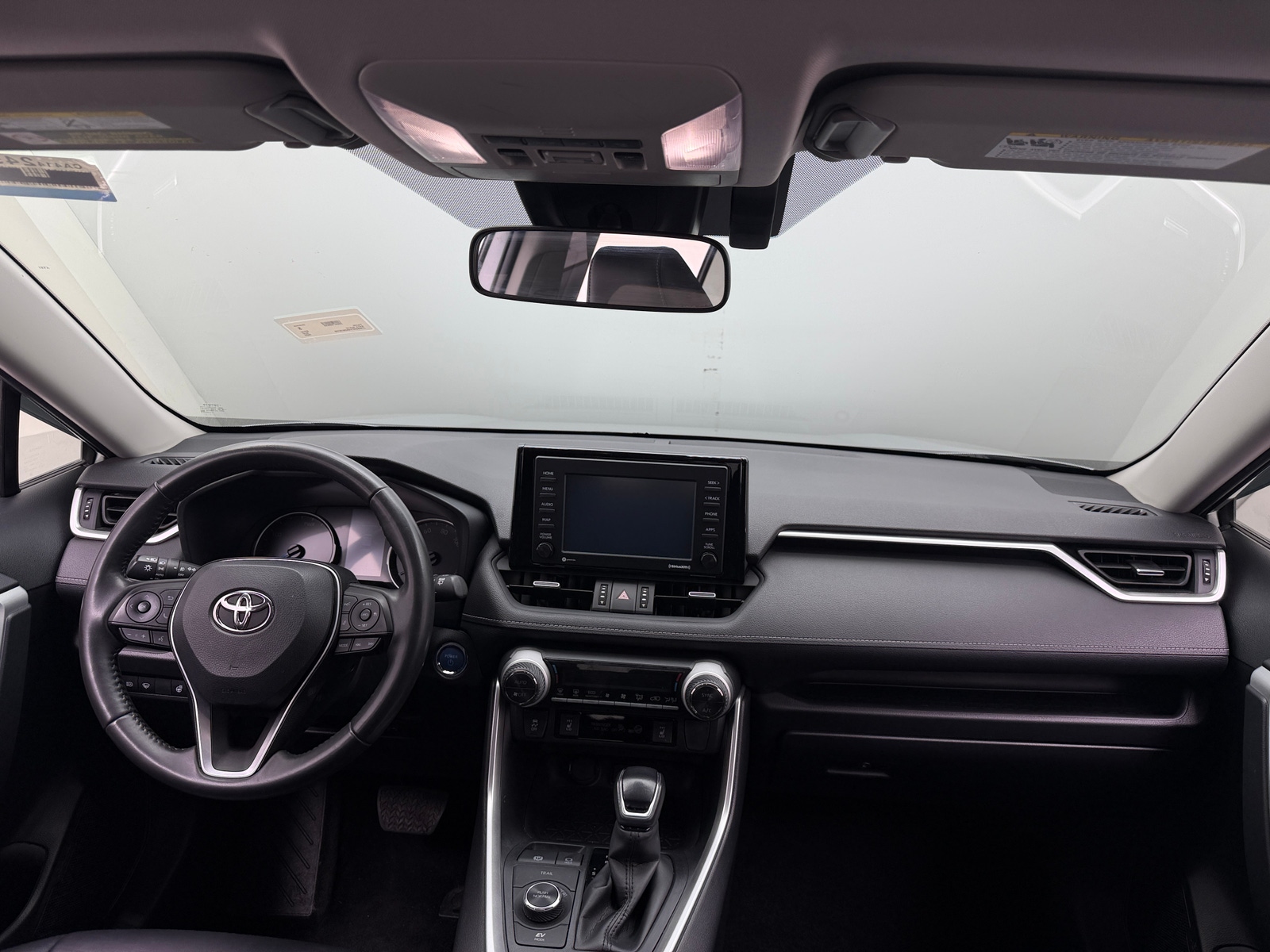 Thumbnail: 2022 Toyota RAV4 - 3