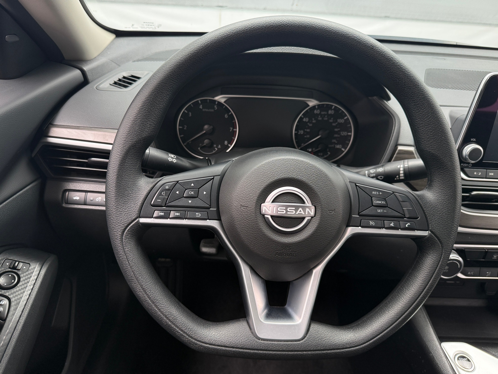 Thumbnail: 2025 Nissan Altima - 5
