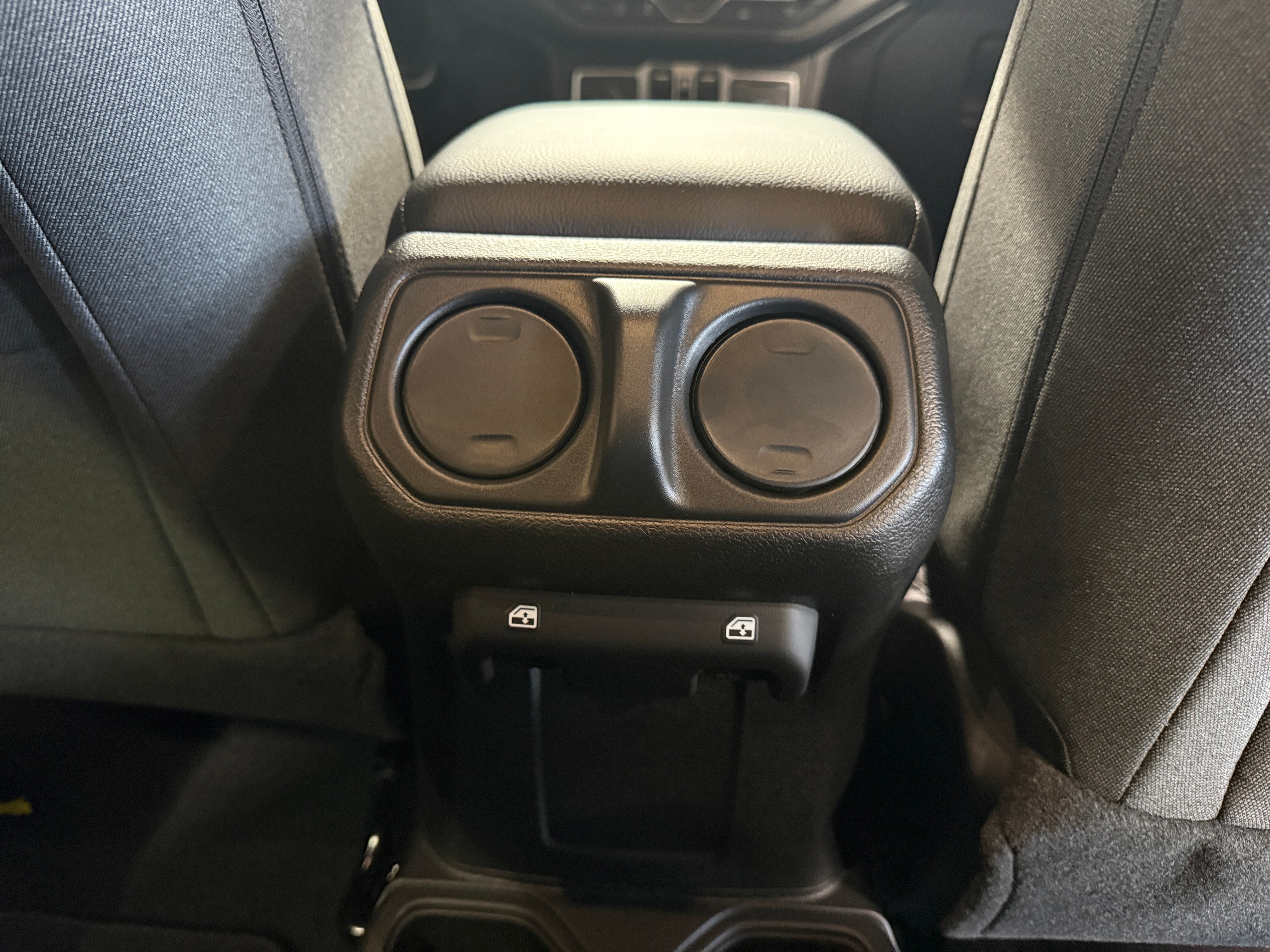 2026 Jeep Wrangler Sport S's photo