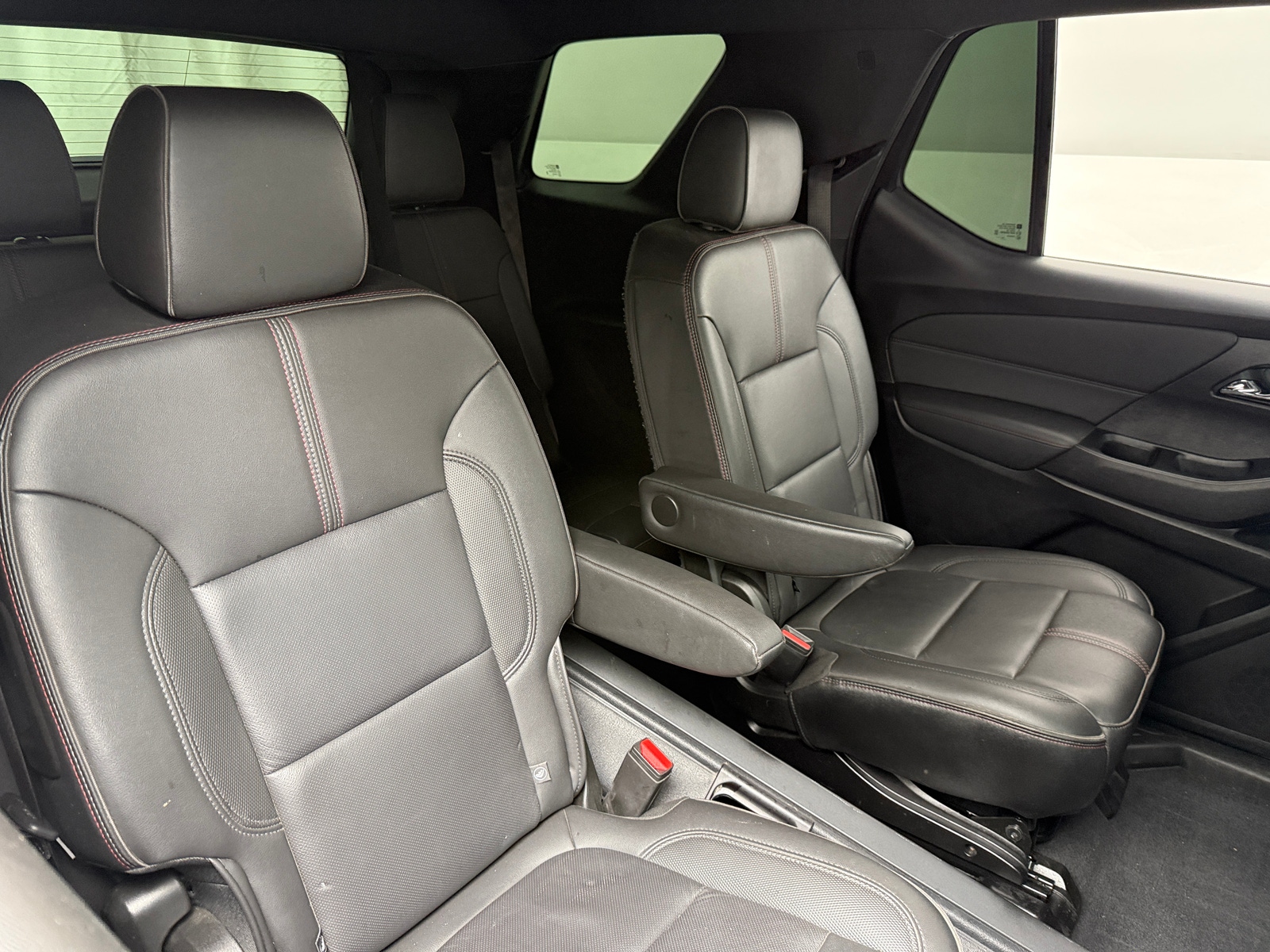 Thumbnail: 2023 Chevrolet Traverse - 5