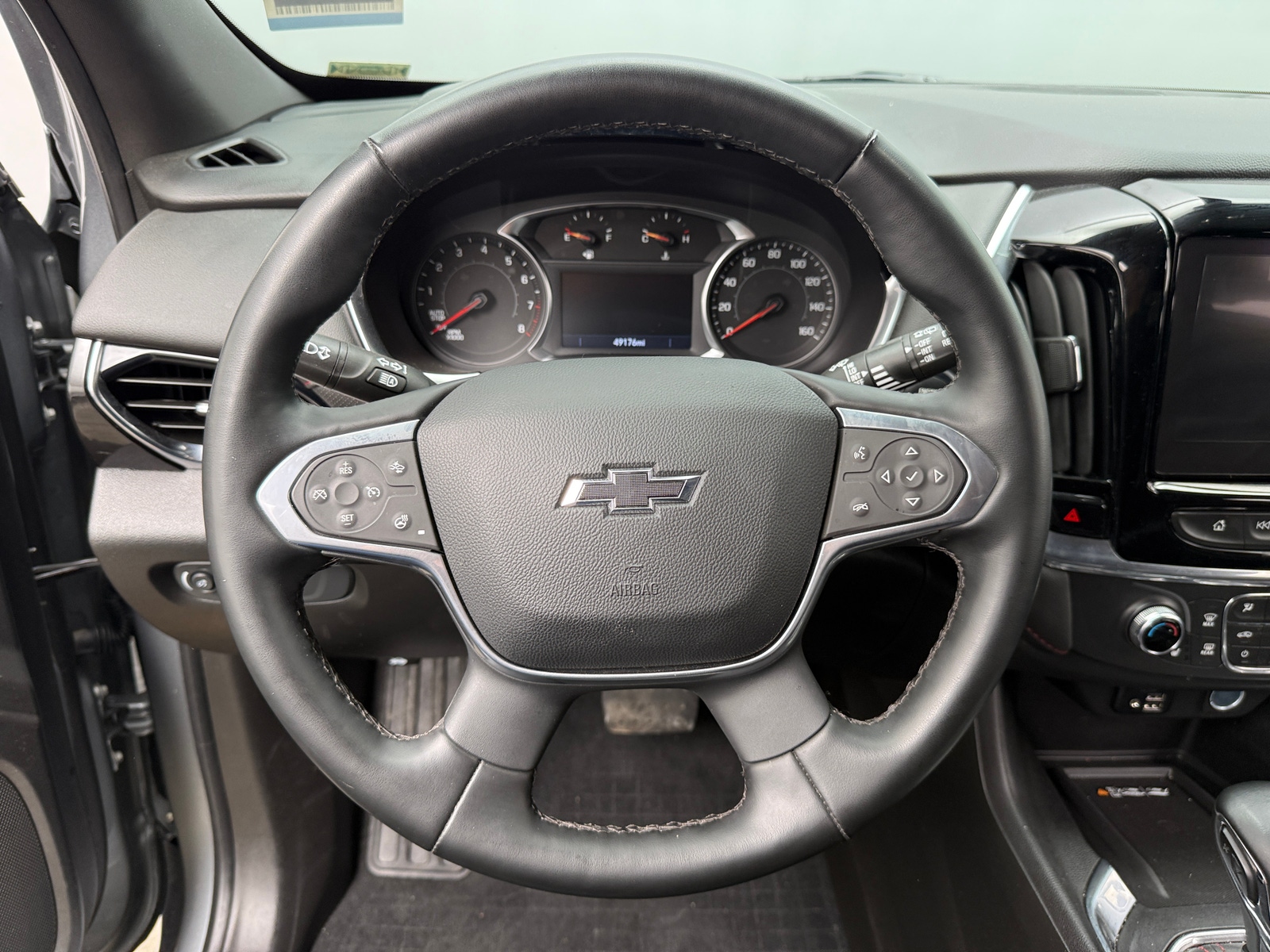 Thumbnail: 2023 Chevrolet Traverse - 4