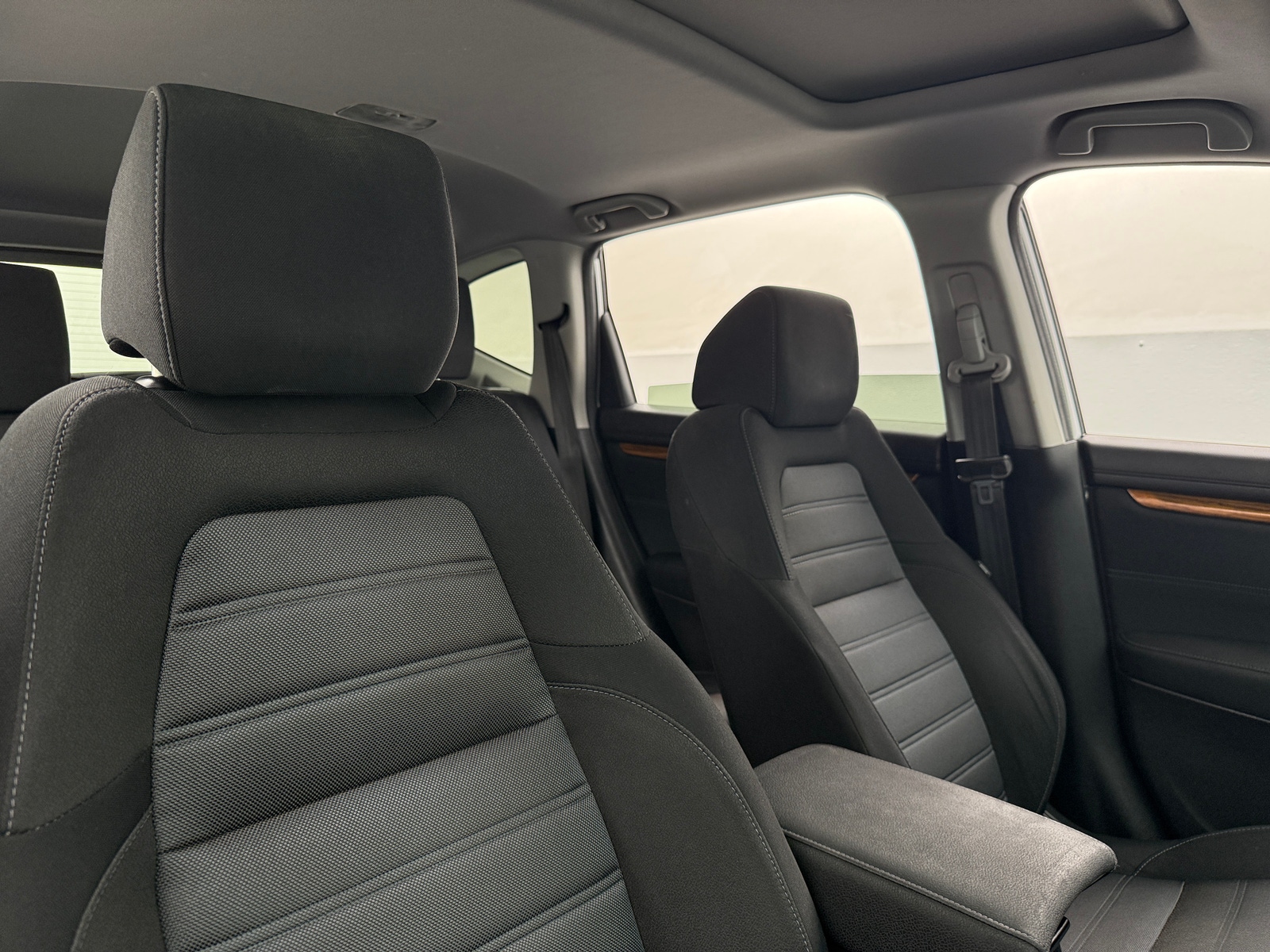 Thumbnail: 2017 Honda CR-V - 2