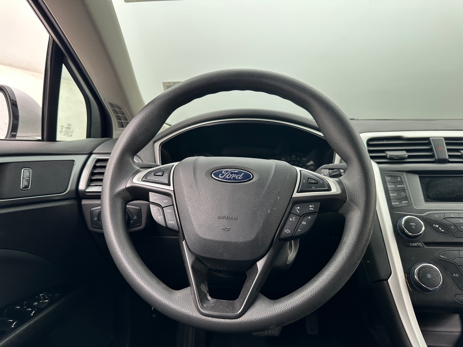 Thumbnail: 2015 Ford Fusion - 5