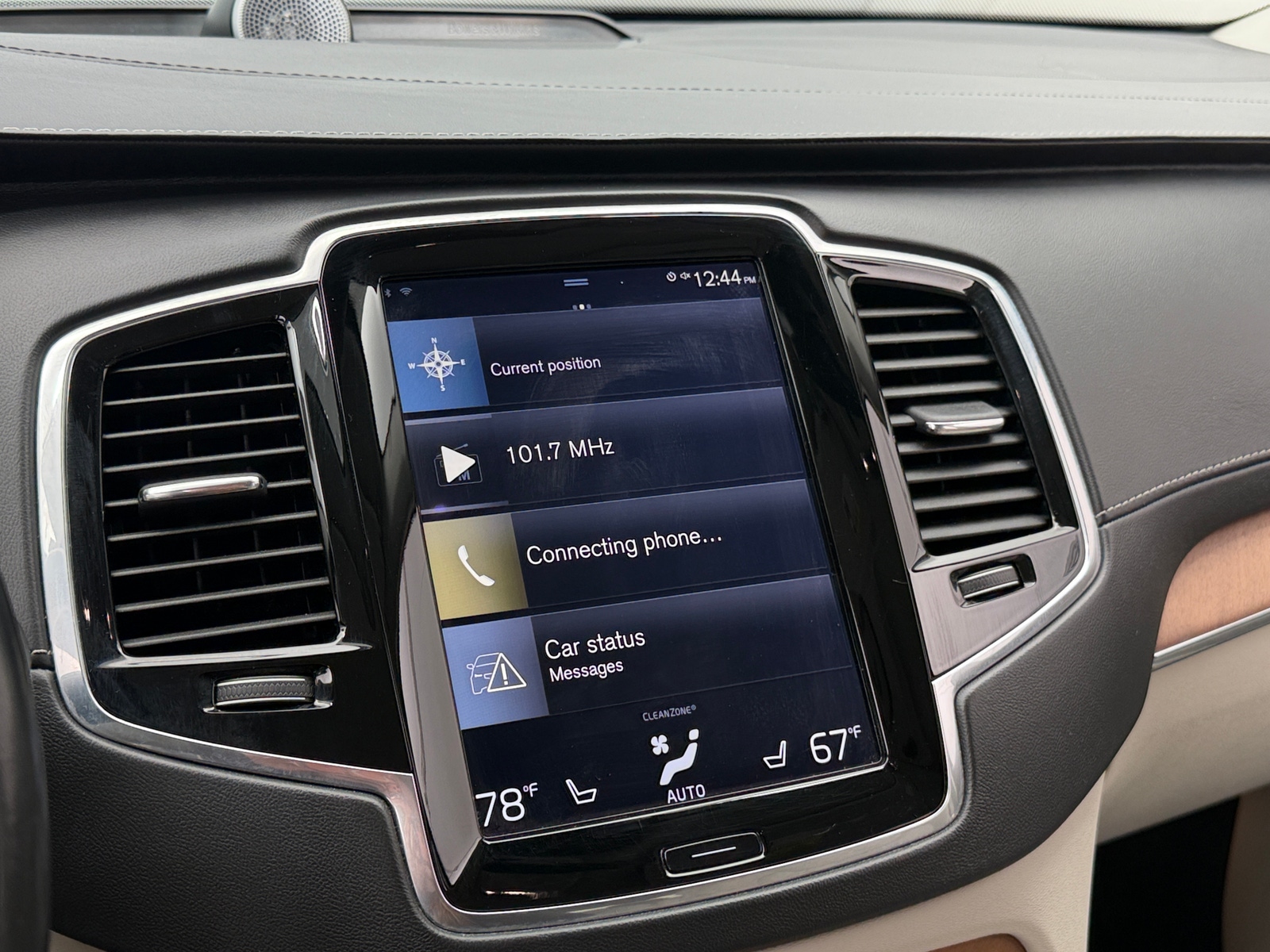 Thumbnail: 2017 Volvo XC90 - 3