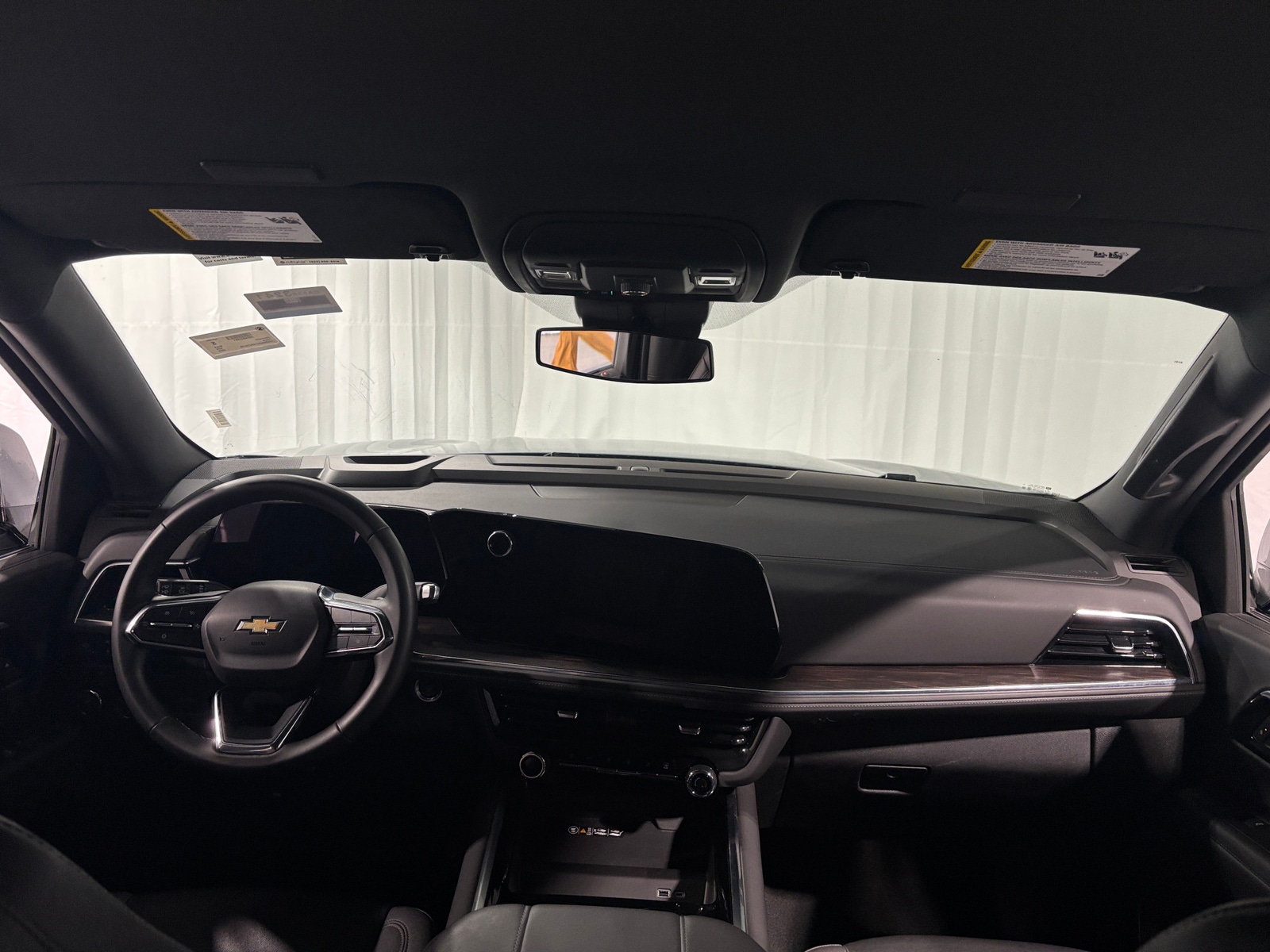 Thumbnail: 2025 Chevrolet Tahoe - 2
