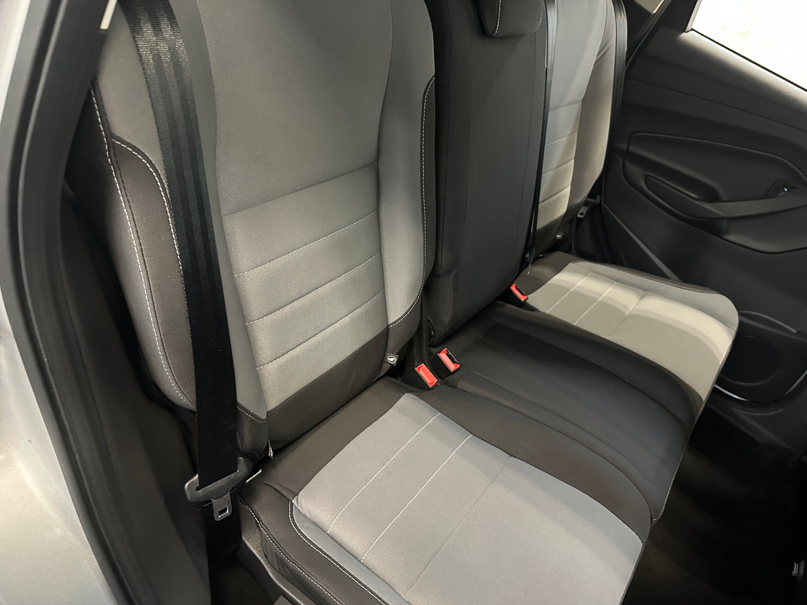 Thumbnail: 2018 Ford Escape - 6