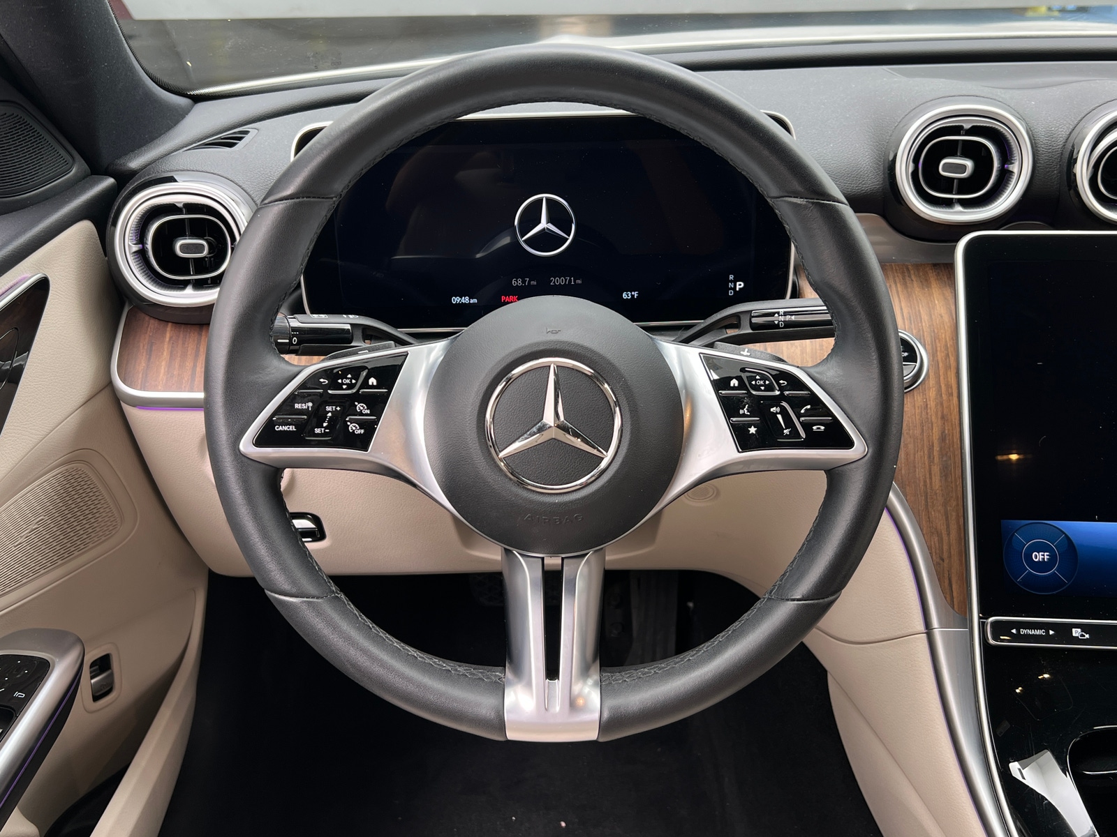 Thumbnail: 2023 Mercedes-Benz C-Class - 4