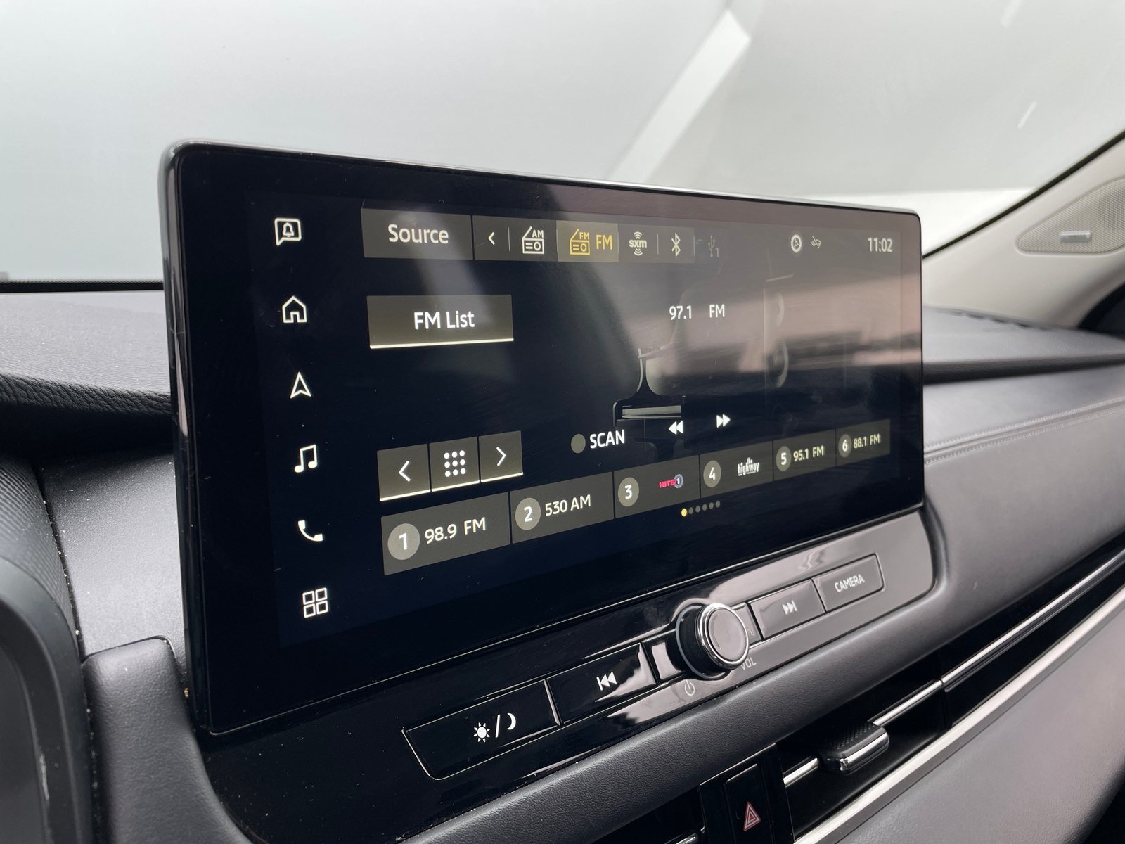 Thumbnail: 2025 Mitsubishi Outlander - 4