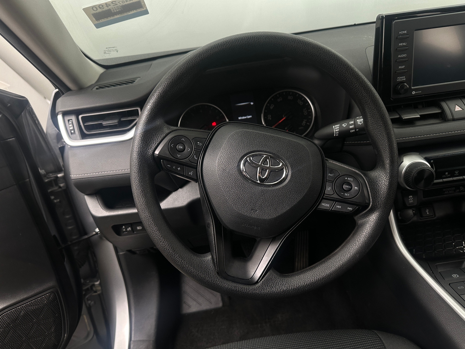 Thumbnail: 2022 Toyota RAV4 - 5