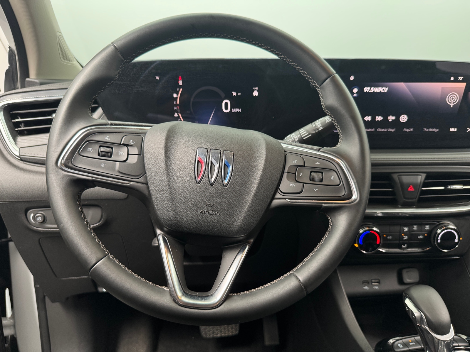 Thumbnail: 2025 Buick Encore GX - 4