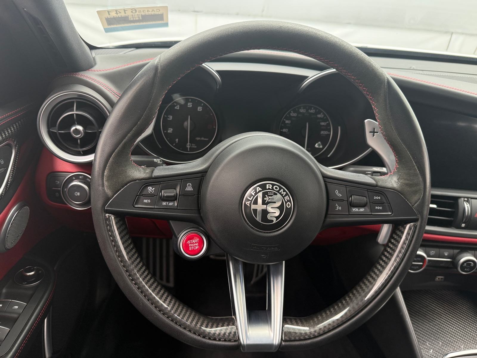 Thumbnail: 2018 Alfa Romeo Giulia - 5