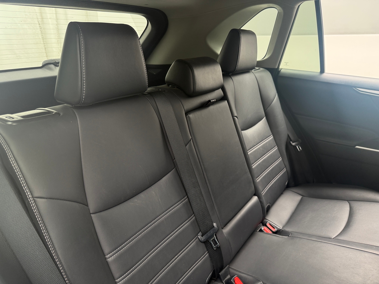 Thumbnail: 2021 Toyota RAV4 - 5
