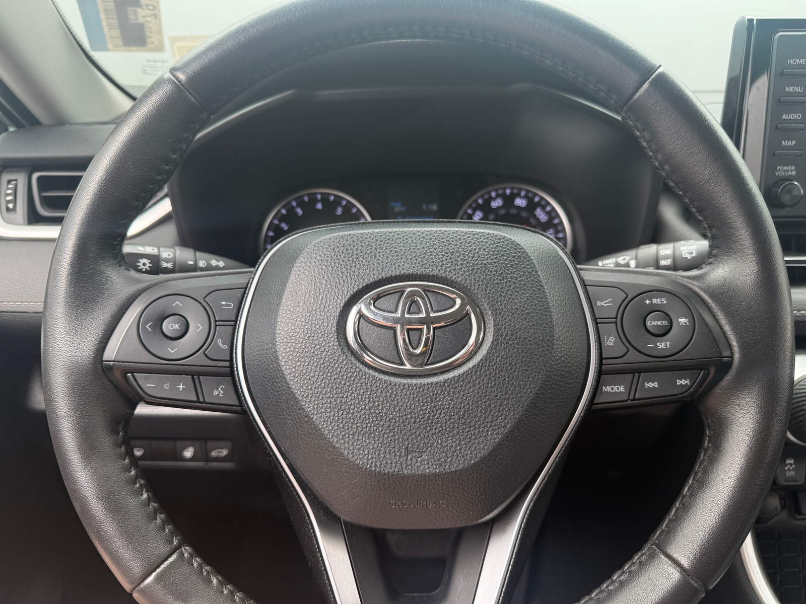 Thumbnail: 2021 Toyota RAV4 - 4